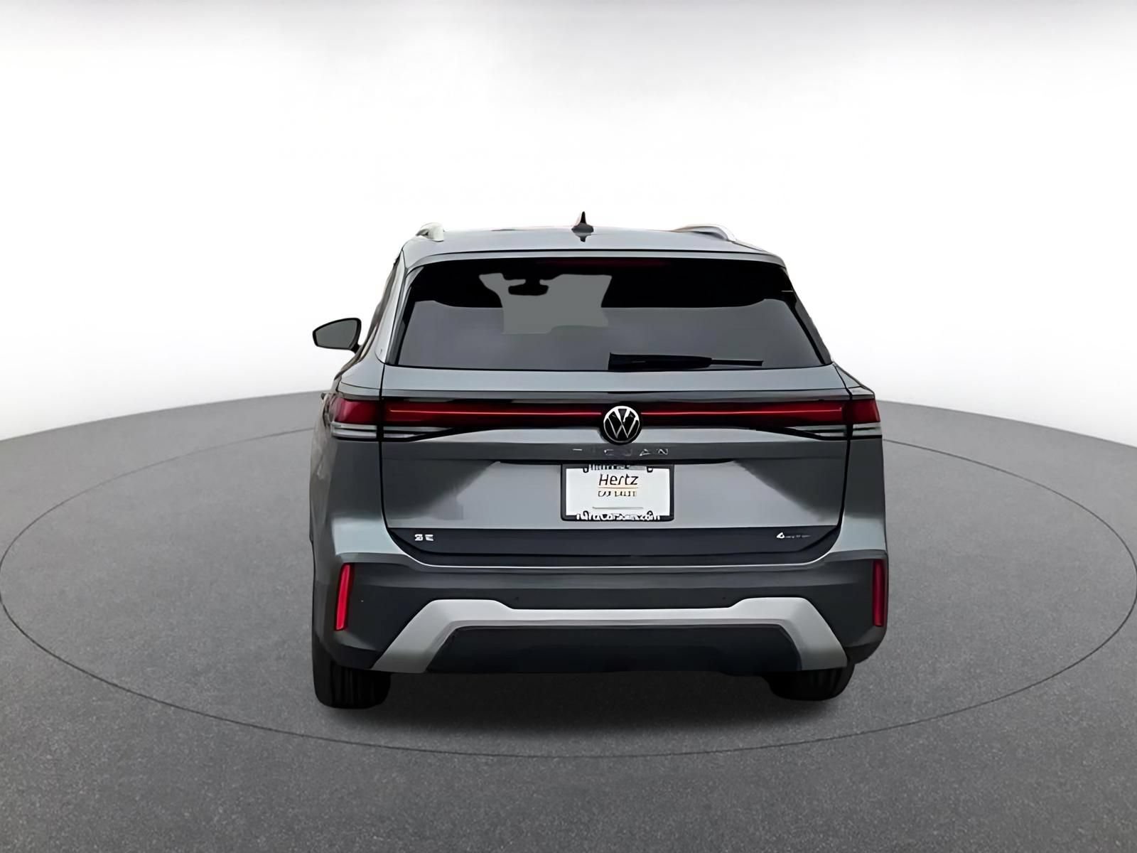 Thumbnail: 2026 Volkswagen Tiguan - 12
