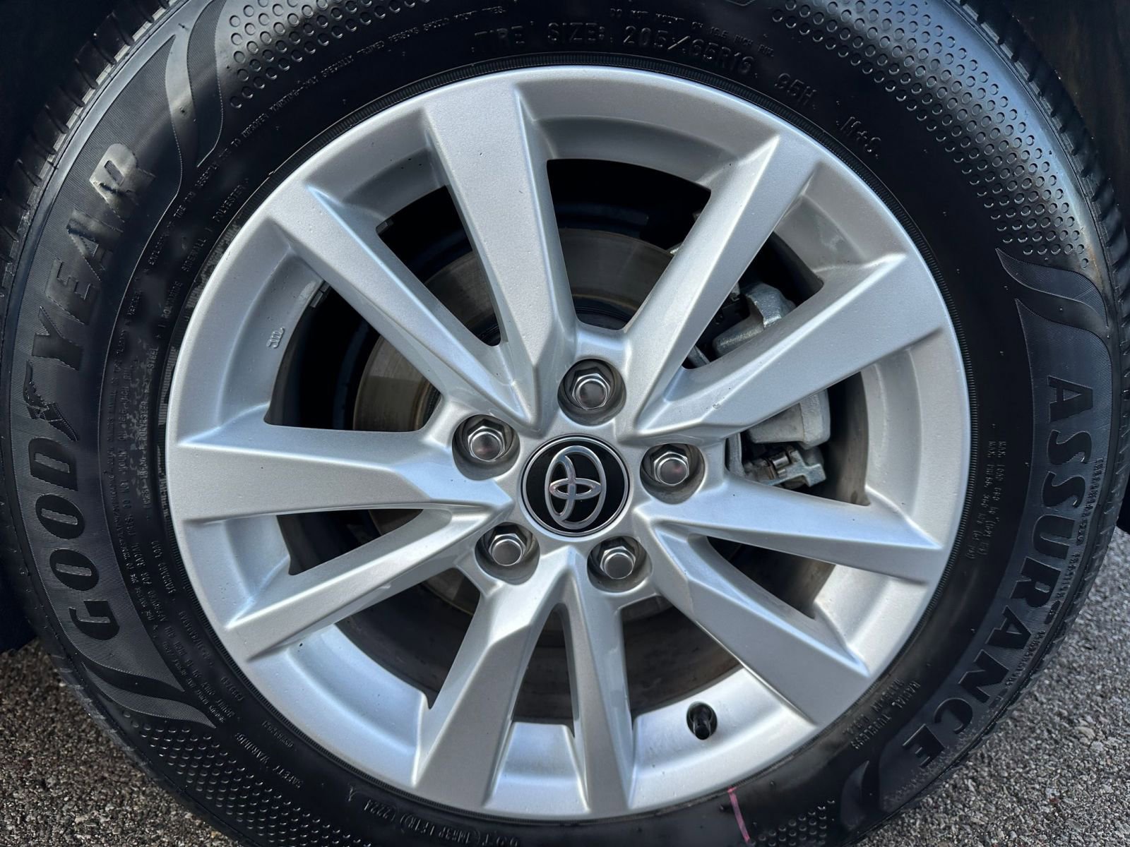 Thumbnail: 2025 Toyota Camry - 29