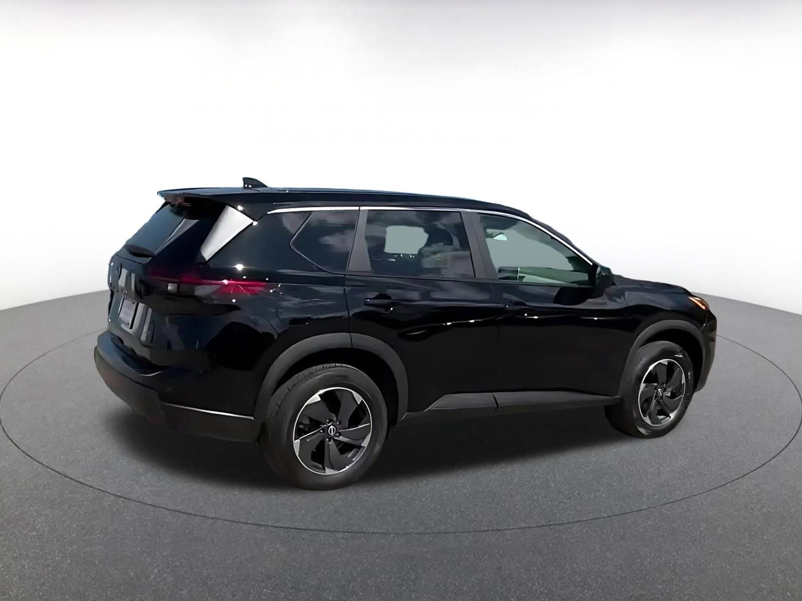 Thumbnail: 2025 Nissan Rogue - 14
