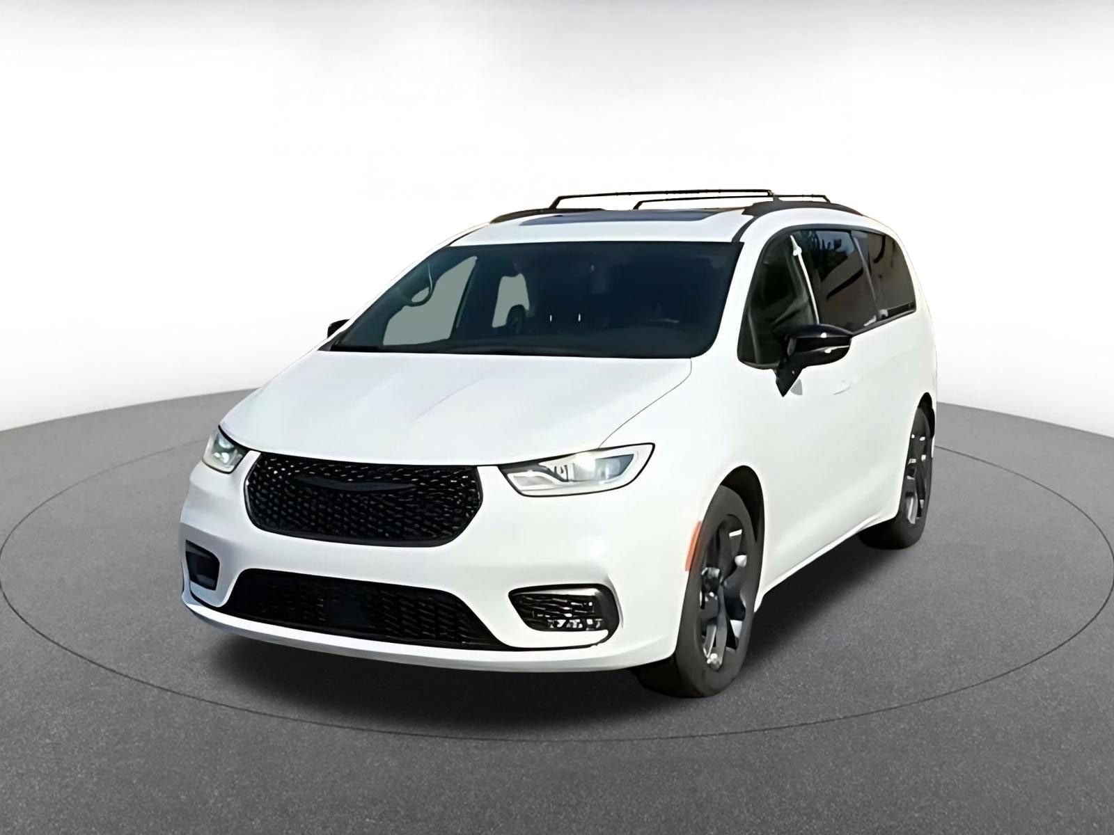 Thumbnail: 2025 Chrysler Pacifica - 6