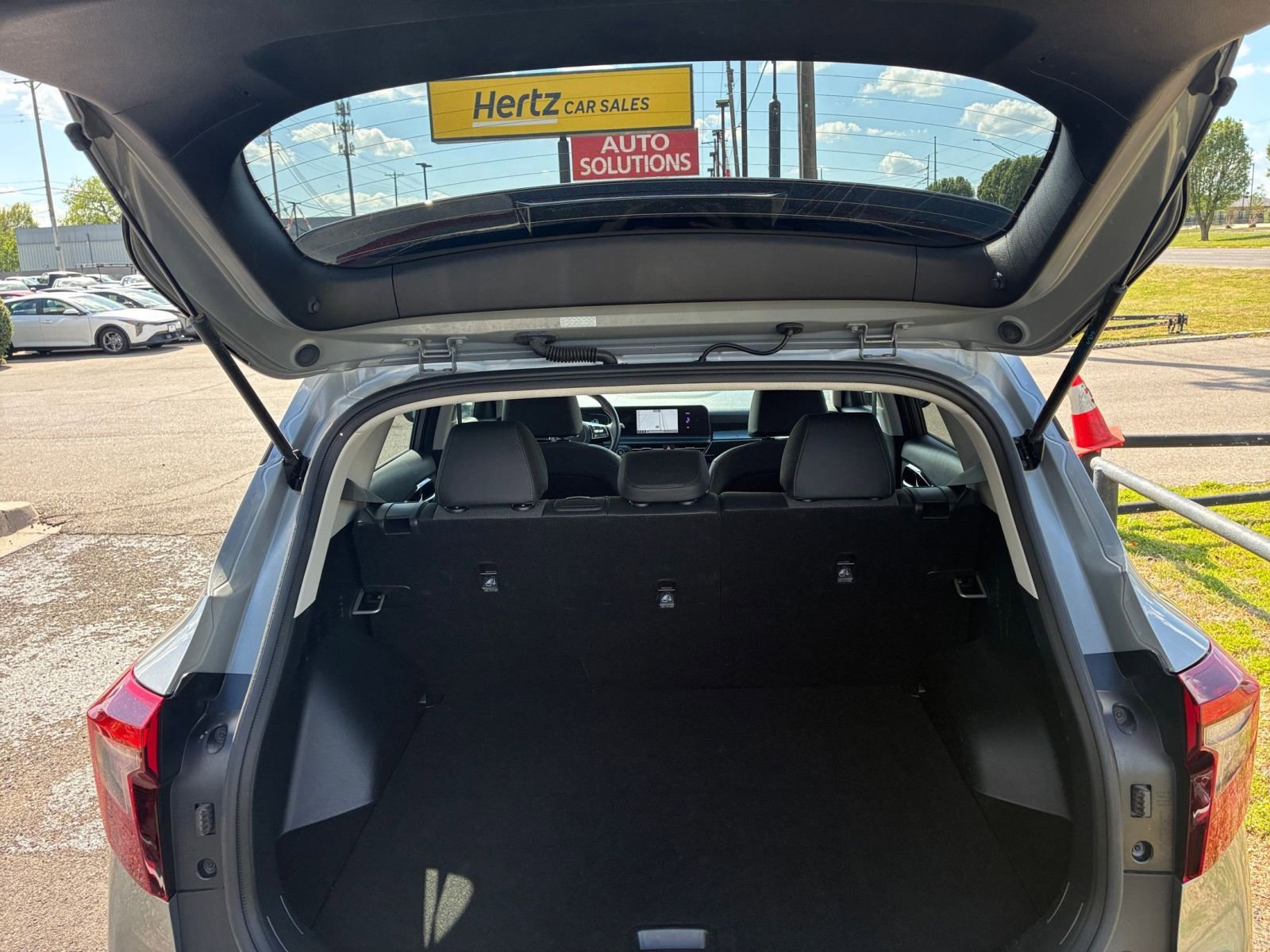 Thumbnail: 2025 Kia Seltos - 32