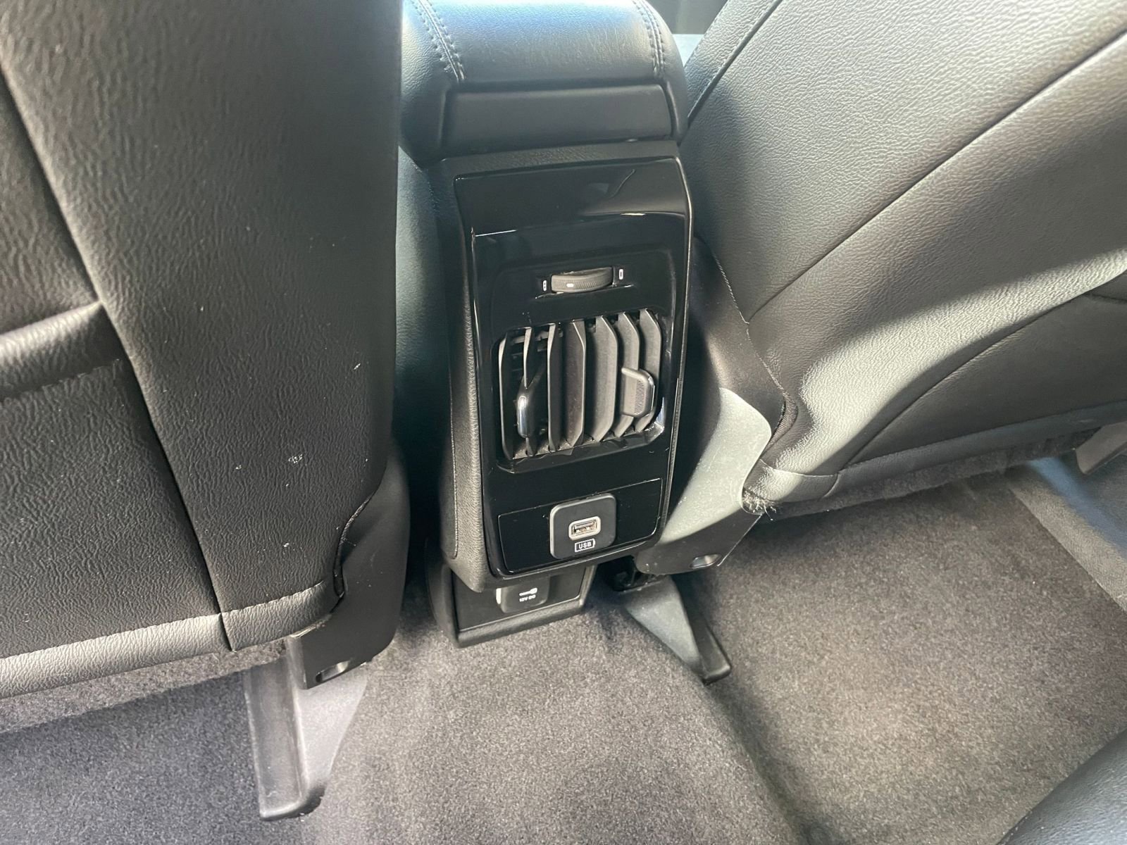 Thumbnail: 2025 Jeep Compass - 23