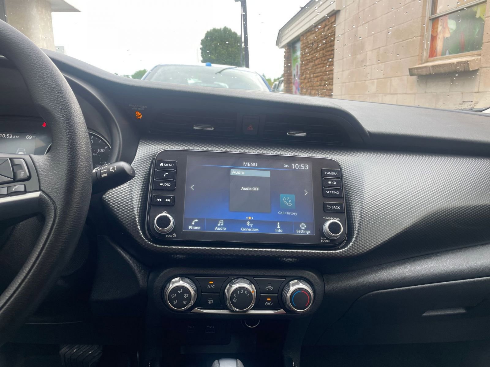 2024 Nissan Kicks SV 18