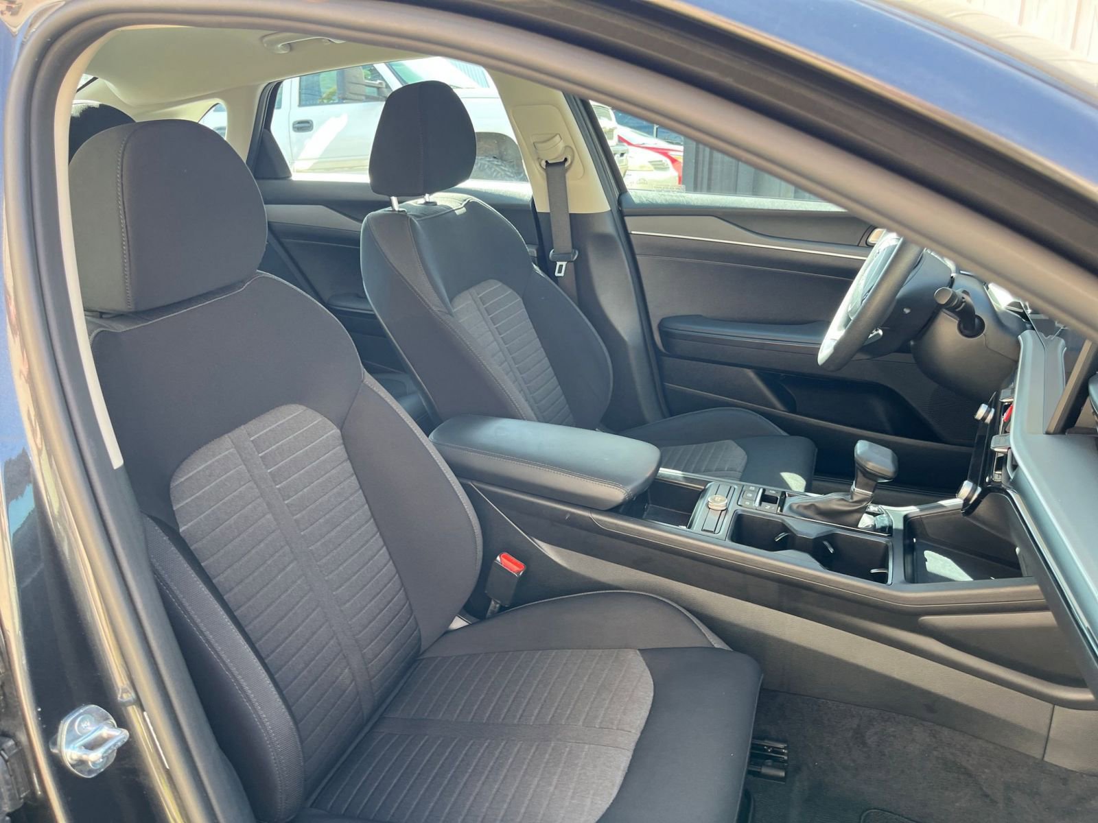 Thumbnail: 2025 Kia K5 - 35