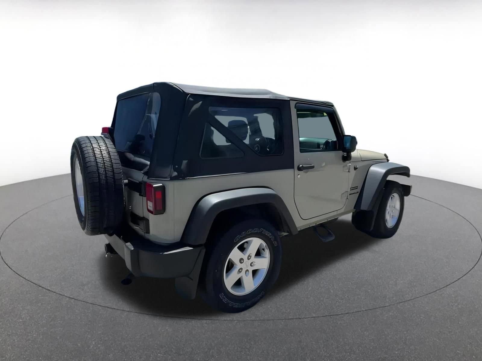 2017 Jeep Wrangler Sport 15