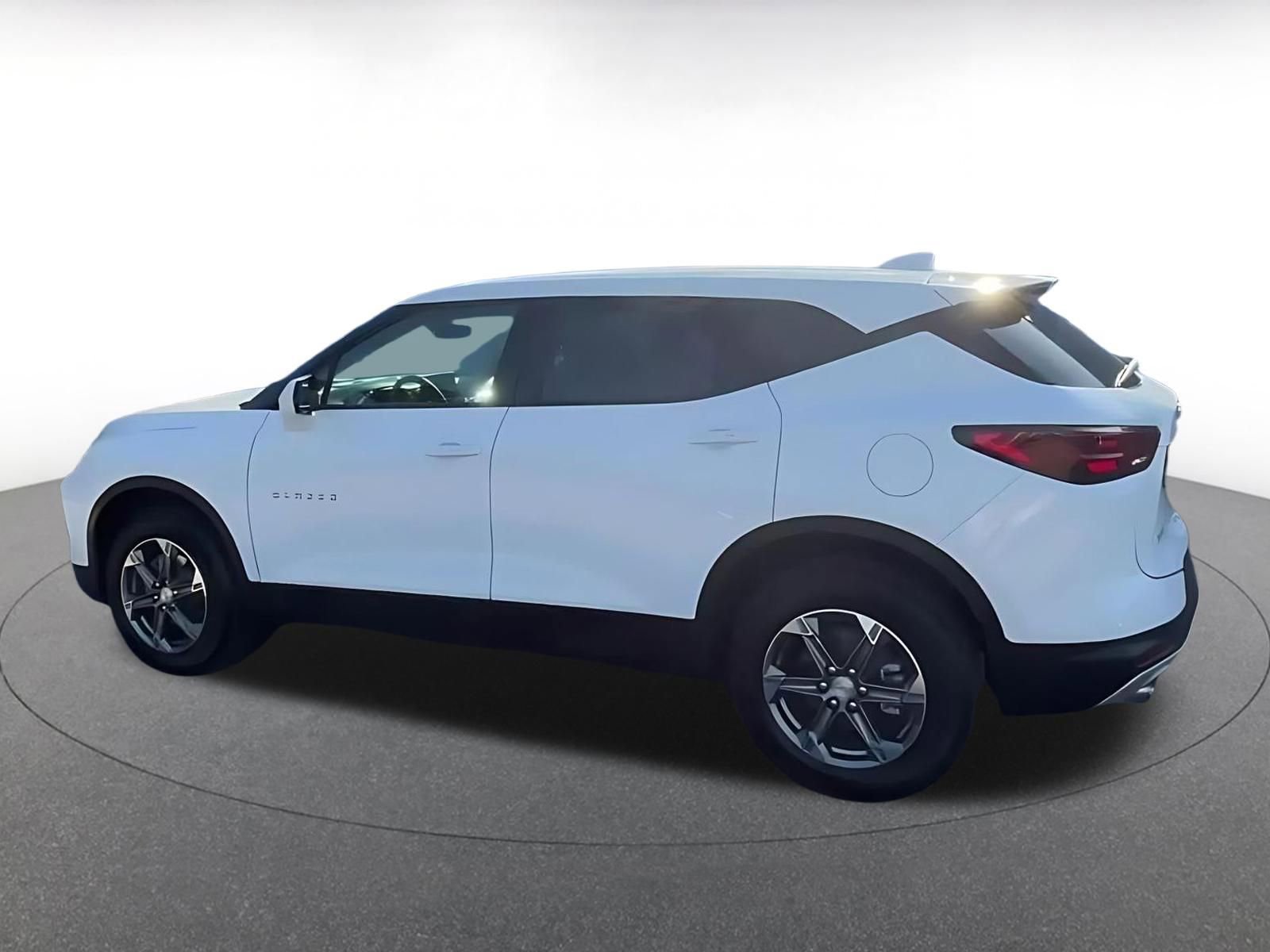 Thumbnail: 2025 Chevrolet Blazer - 10