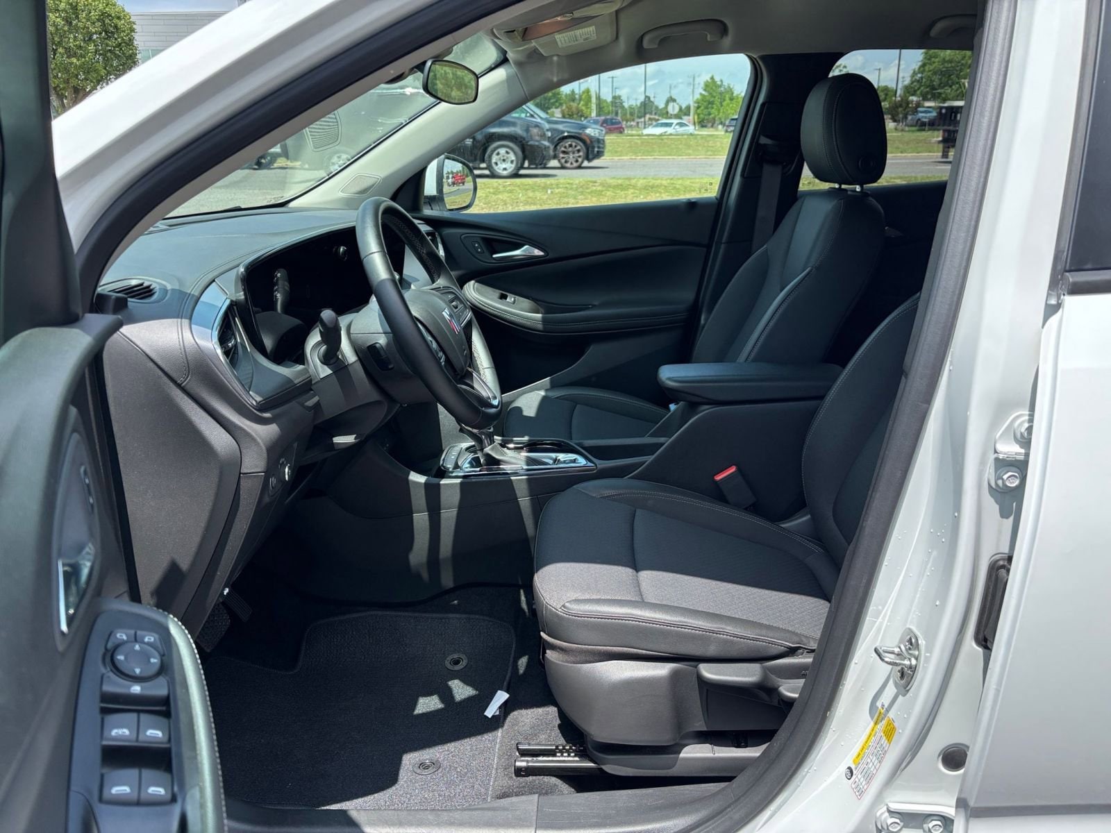 Thumbnail: 2025 Buick Encore GX - 25