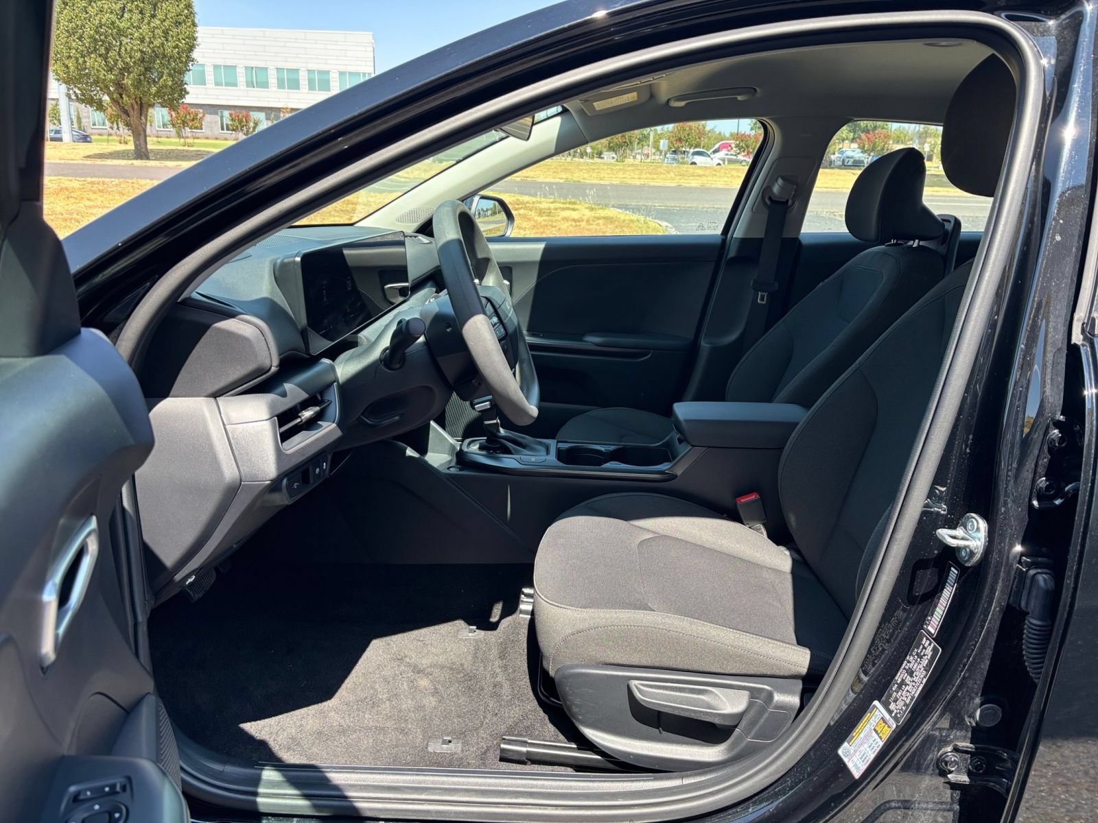 Thumbnail: 2026 Kia K4 - 26