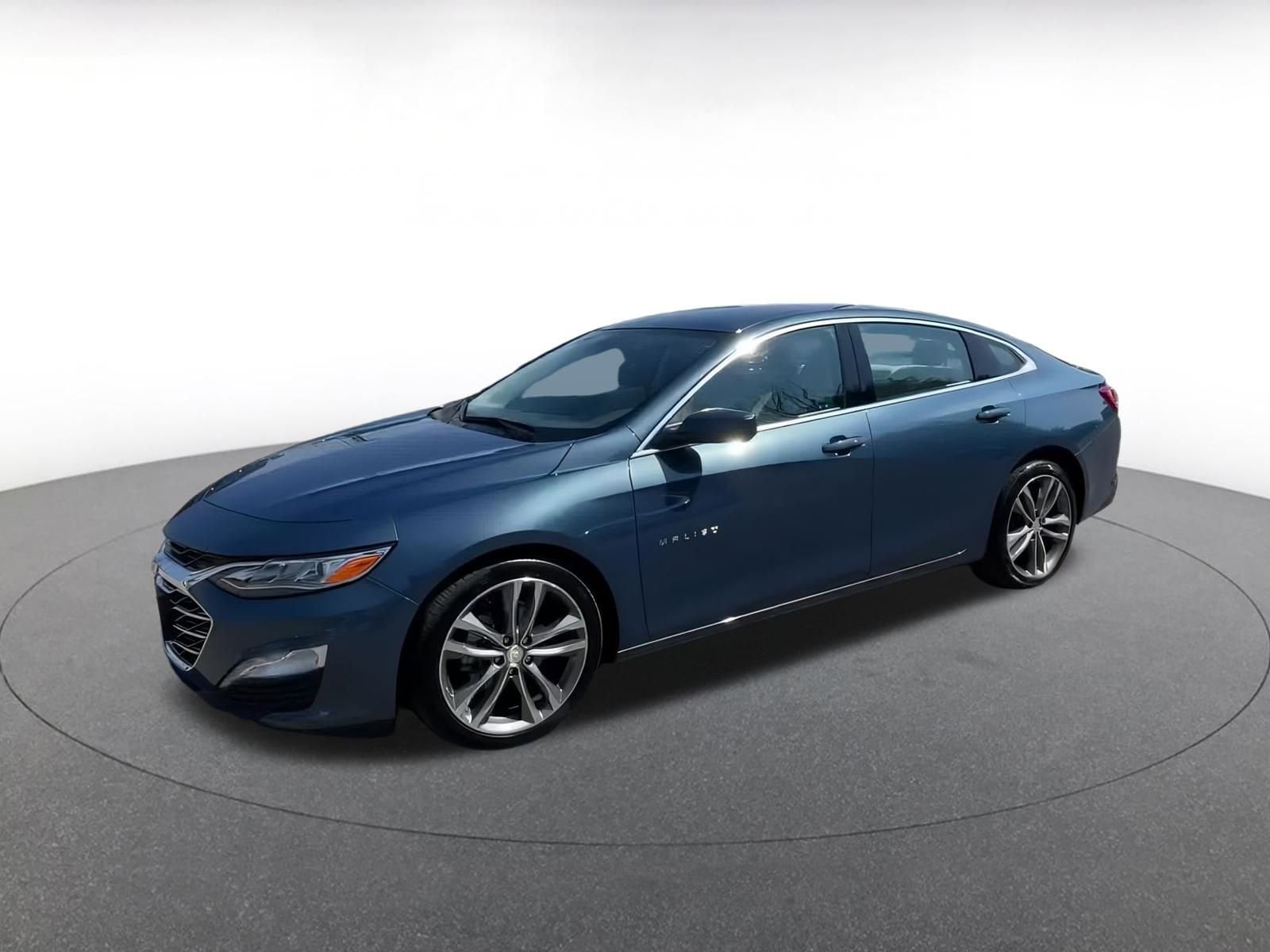 Thumbnail: 2024 Chevrolet Malibu - 8