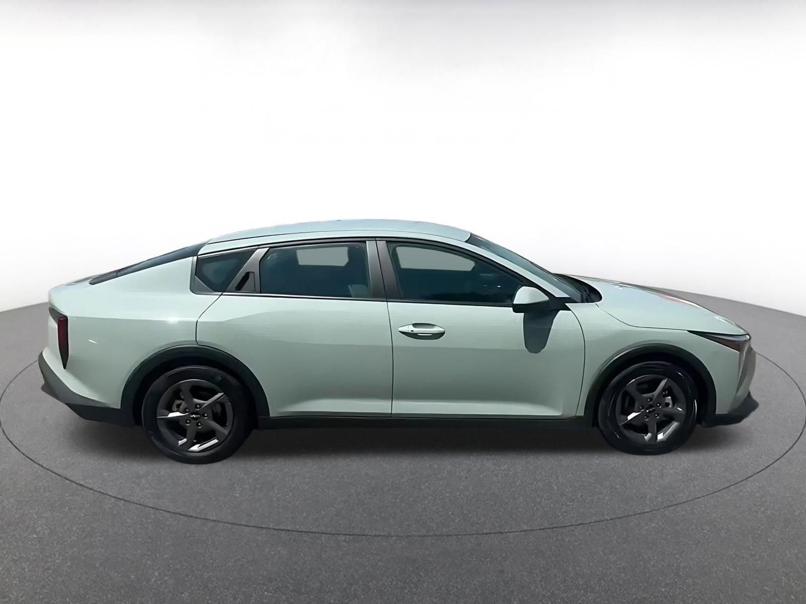 Thumbnail: 2025 Kia K4 - 15