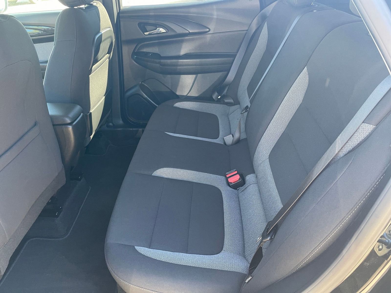 Thumbnail: 2025 Chevrolet TrailBlazer - 27