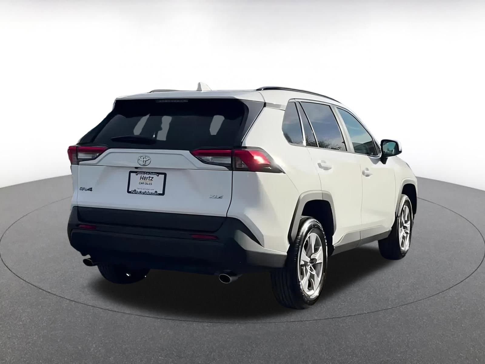 Thumbnail: 2025 Toyota RAV4 - 12