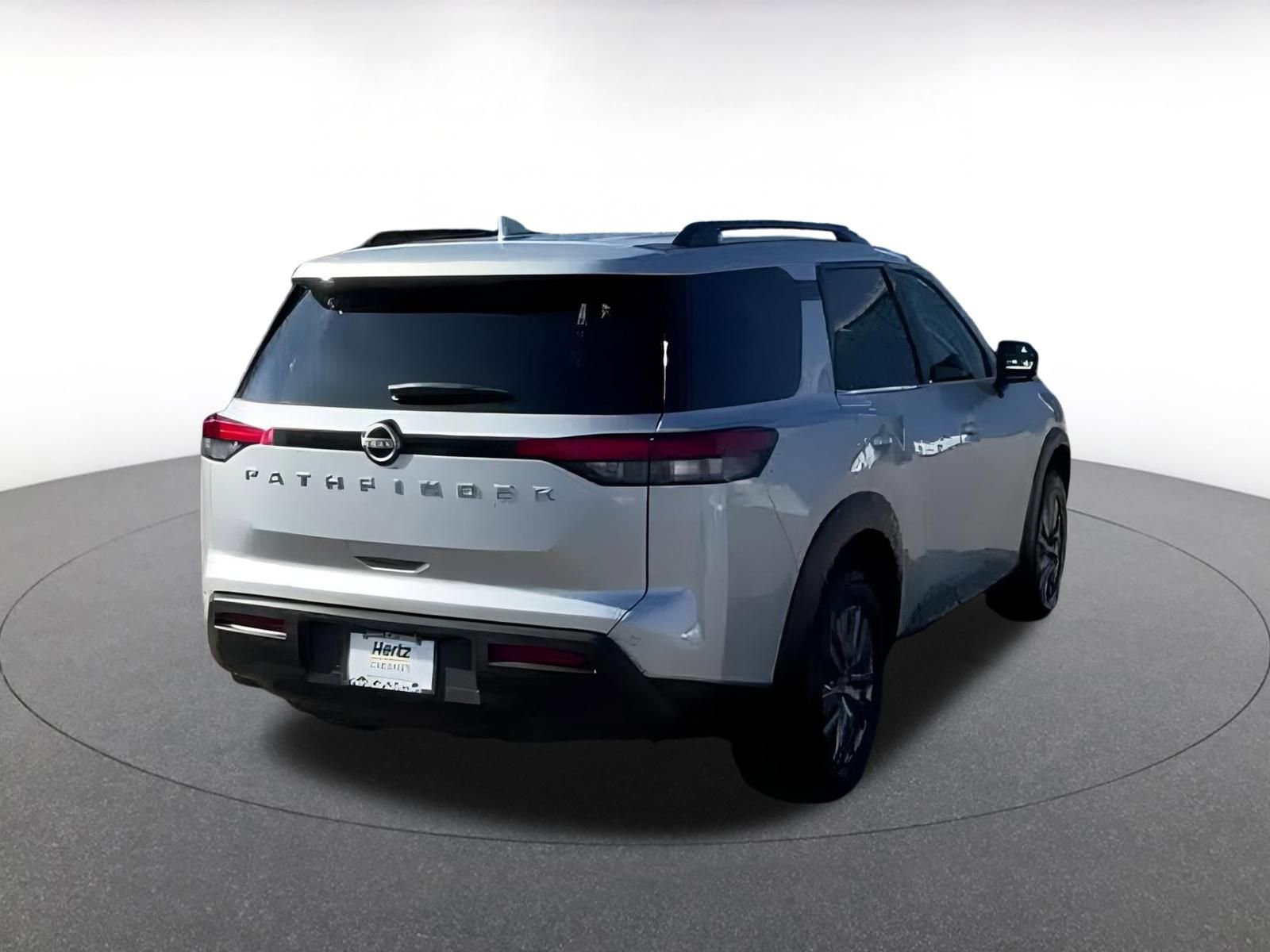 Thumbnail: 2025 Nissan Pathfinder - 14