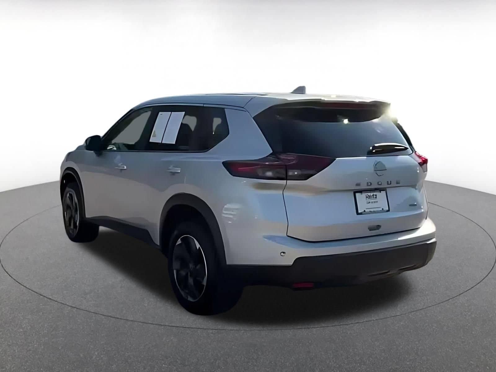Thumbnail: 2025 Nissan Rogue - 9