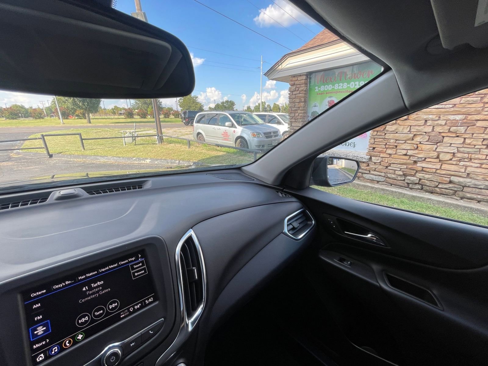 Thumbnail: 2024 Chevrolet Equinox - 35