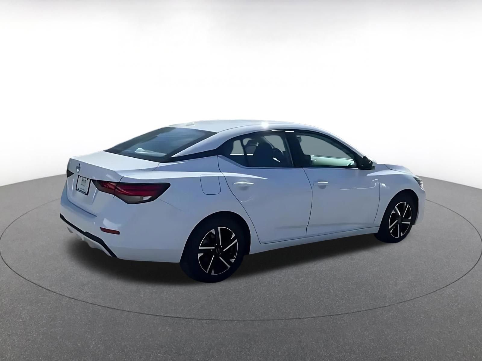 Thumbnail: 2025 Nissan Sentra - 12