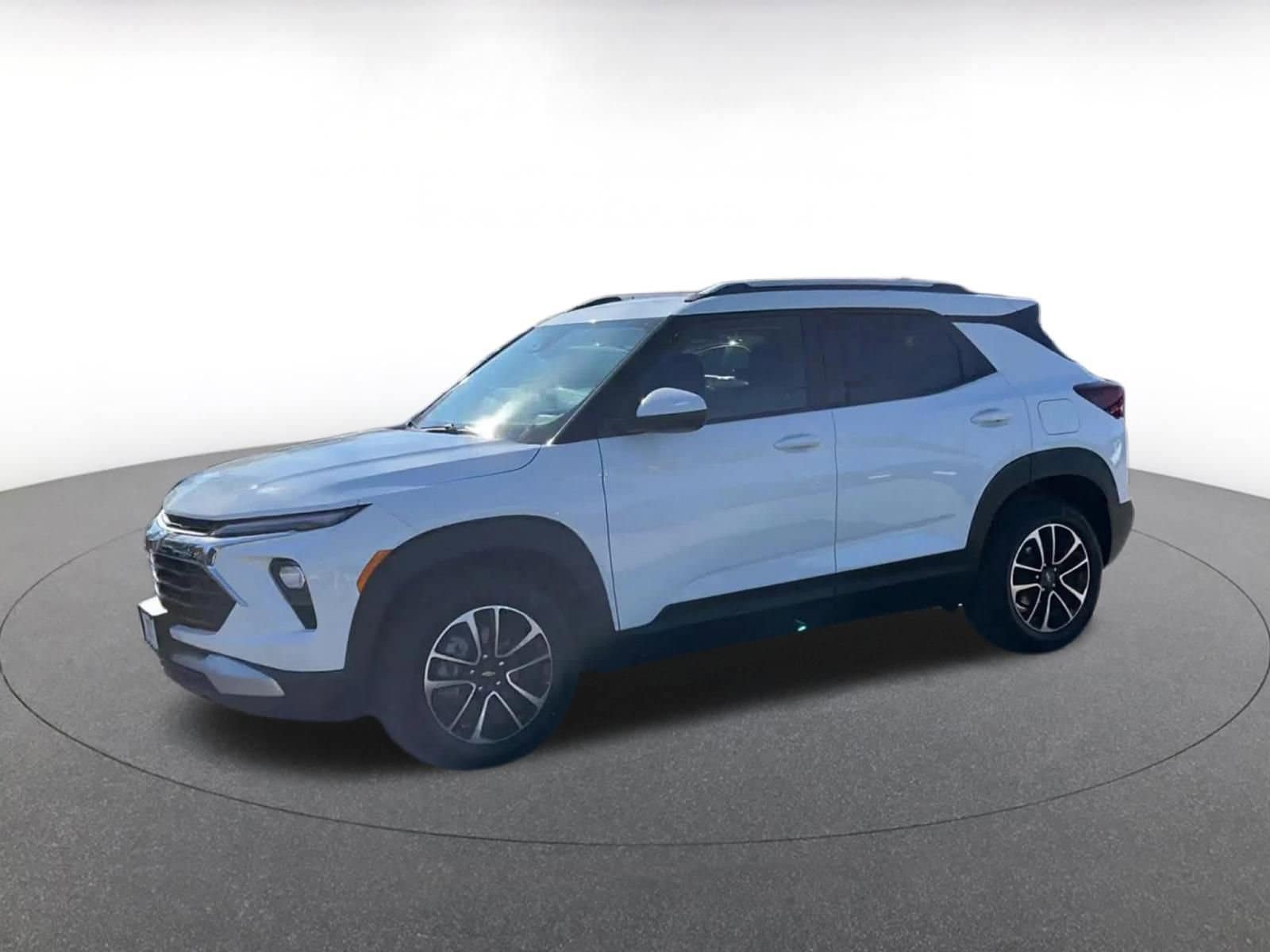 Thumbnail: 2025 Chevrolet TrailBlazer - 8