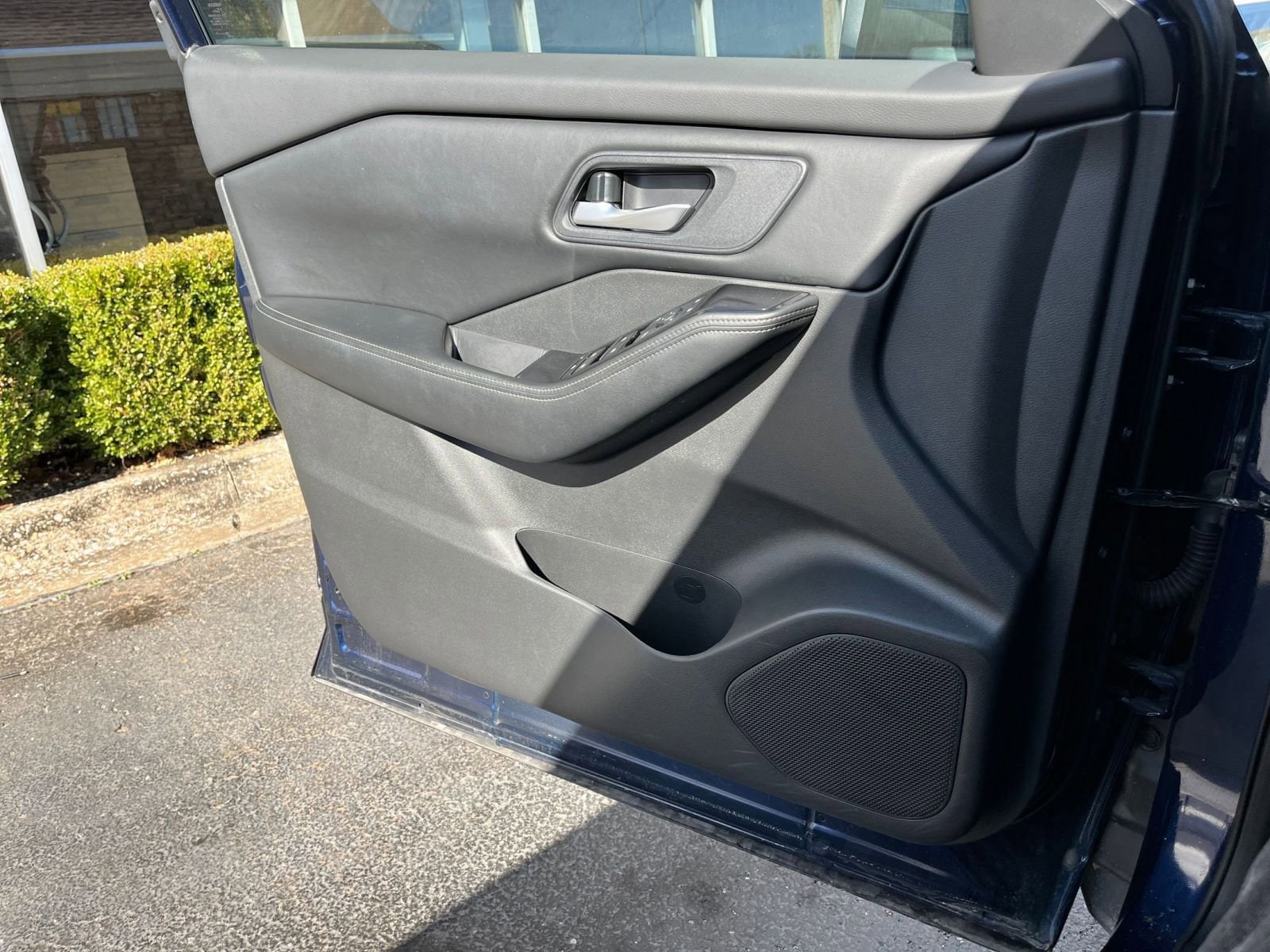 Thumbnail: 2025 Nissan Rogue - 18