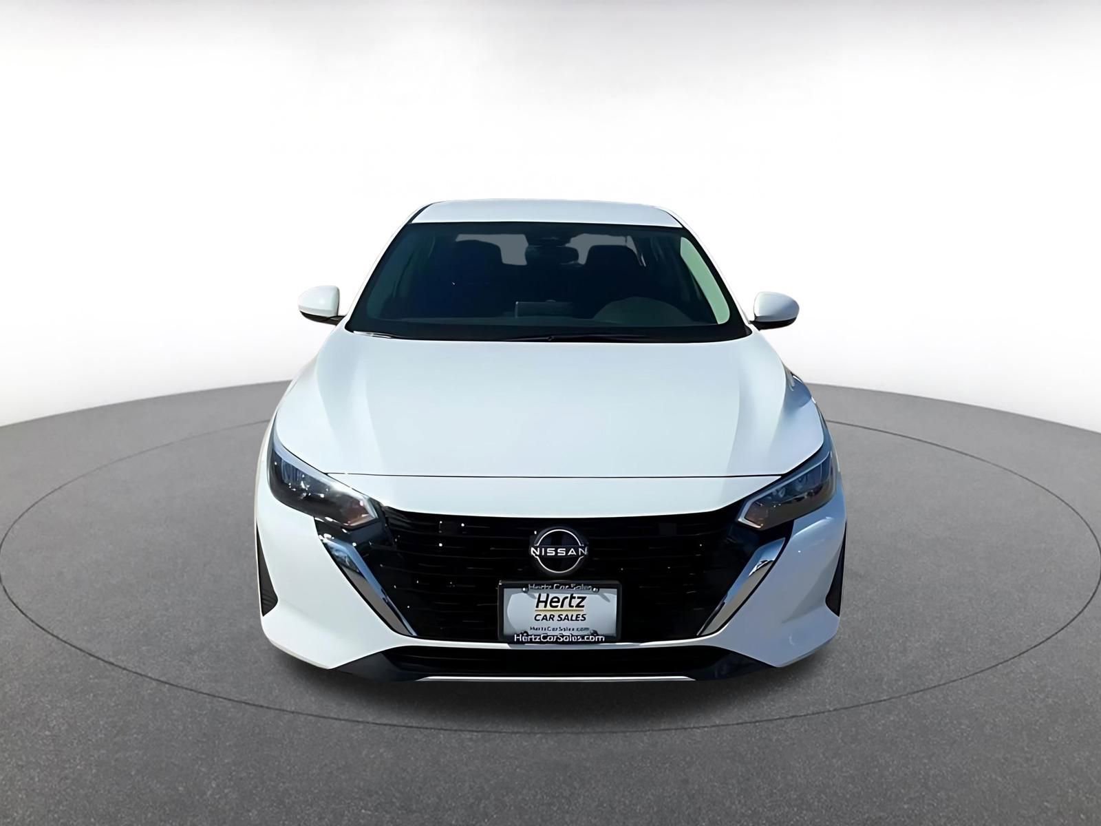 Thumbnail: 2025 Nissan Sentra - 4