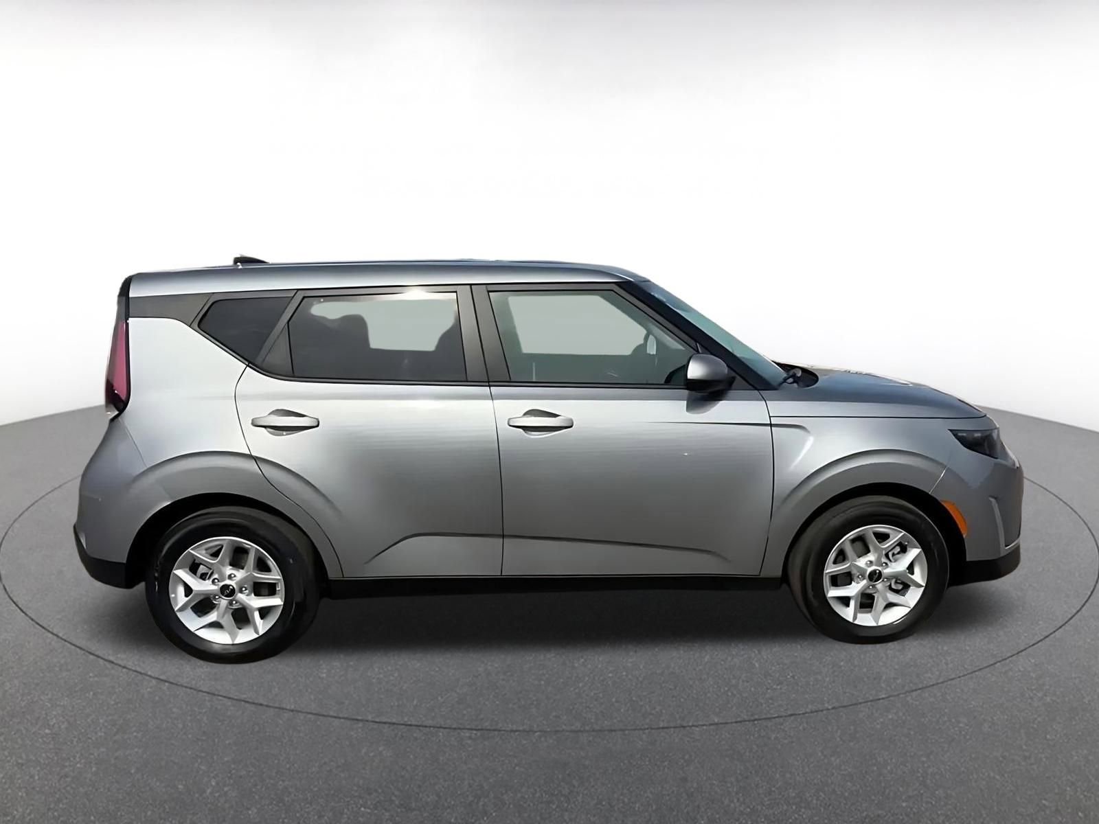 Thumbnail: 2025 Kia Soul - 16