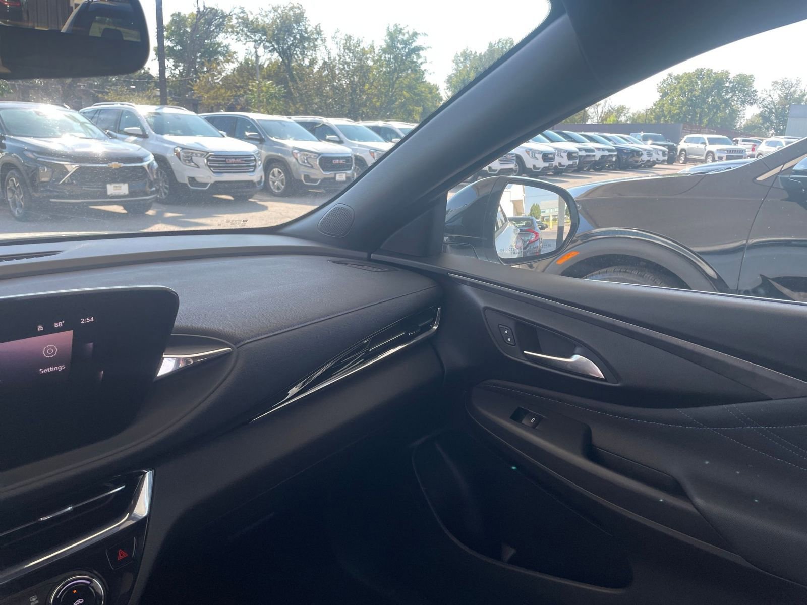 Thumbnail: 2025 Buick Envista - 33