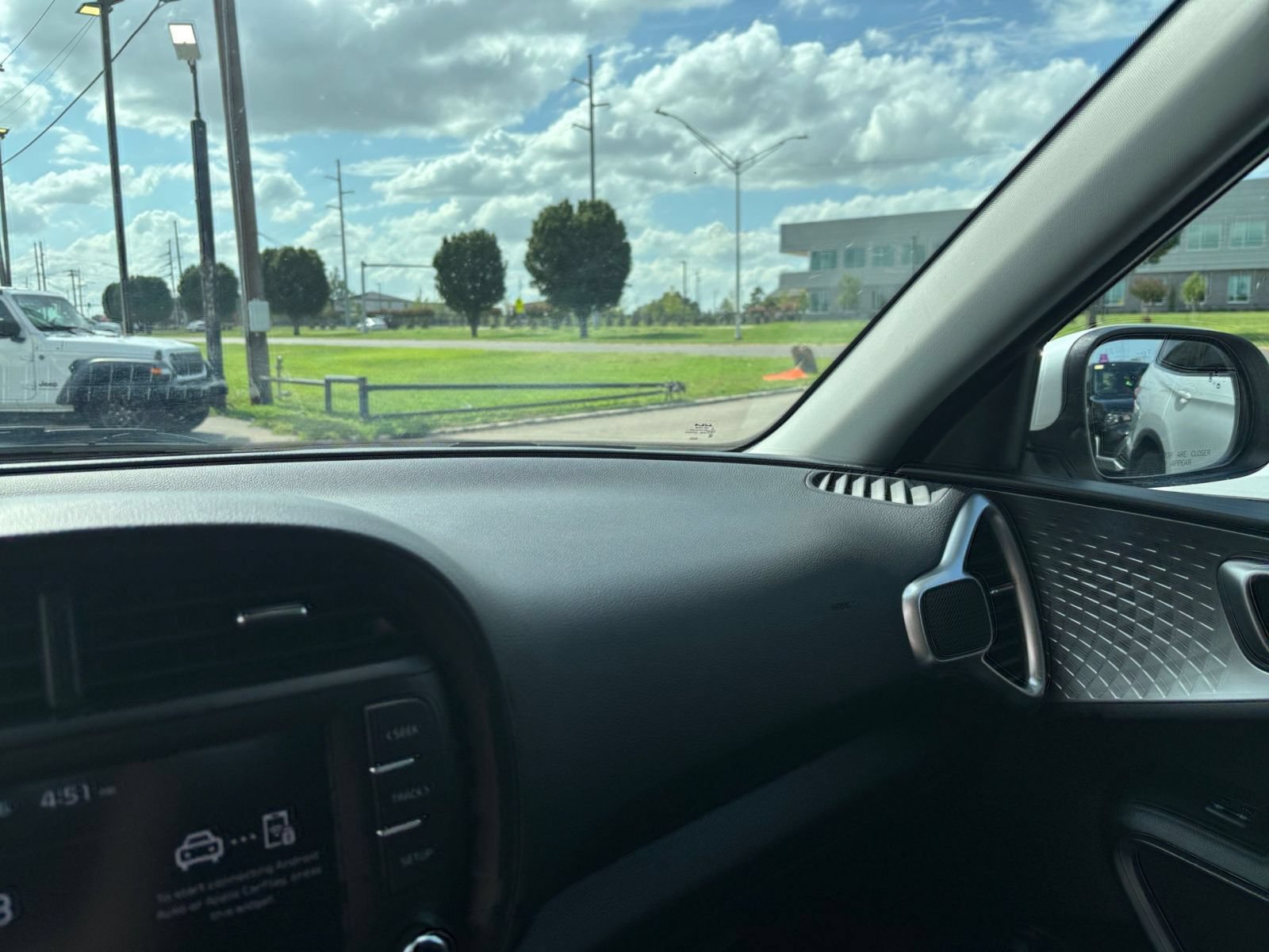 Thumbnail: 2025 Kia Soul - 32
