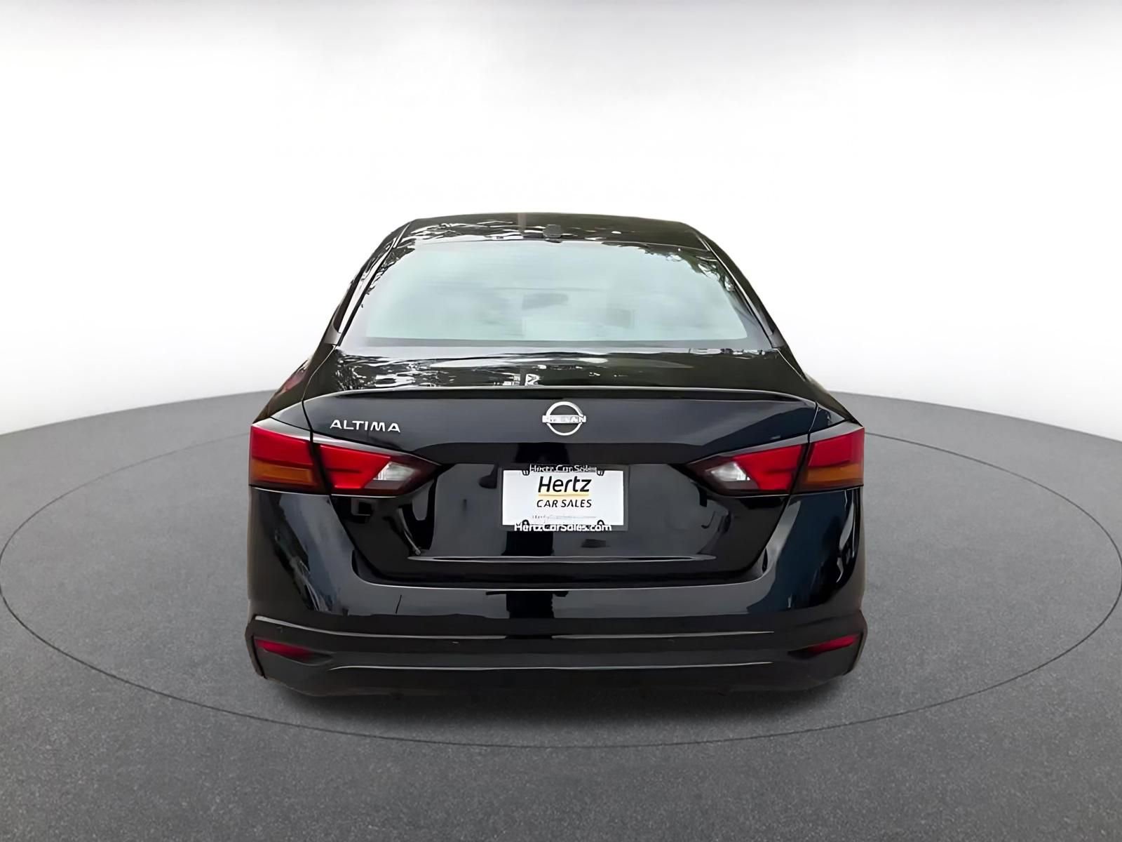 Thumbnail: 2025 Nissan Altima - 12