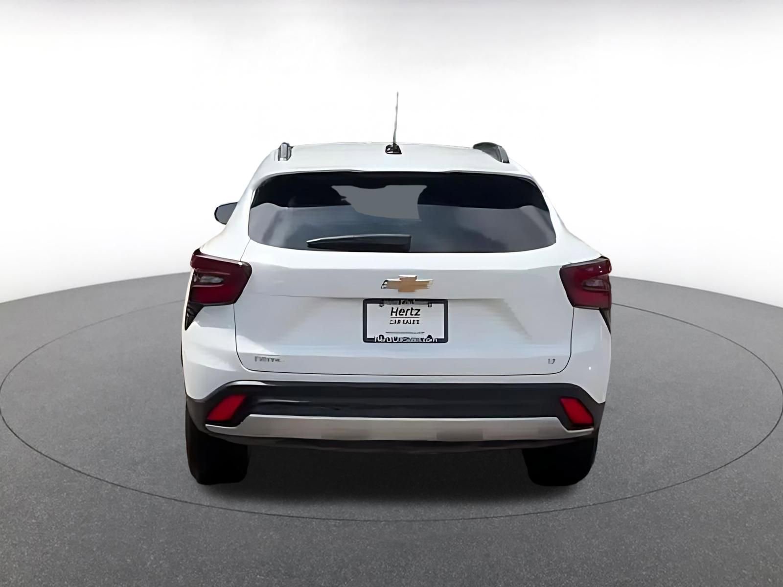 Thumbnail: 2025 Chevrolet Trax - 12
