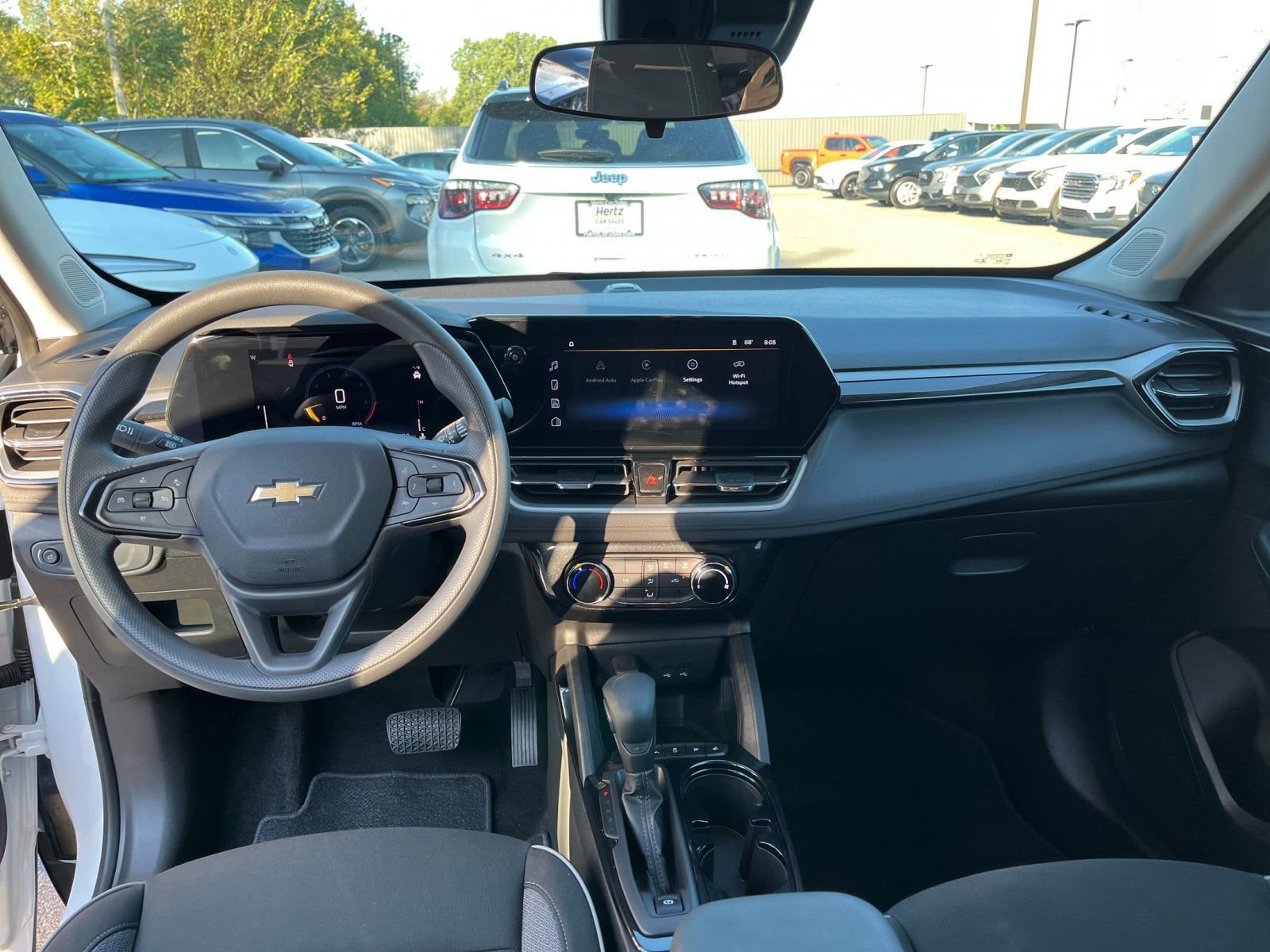 Thumbnail: 2025 Chevrolet TrailBlazer - 31