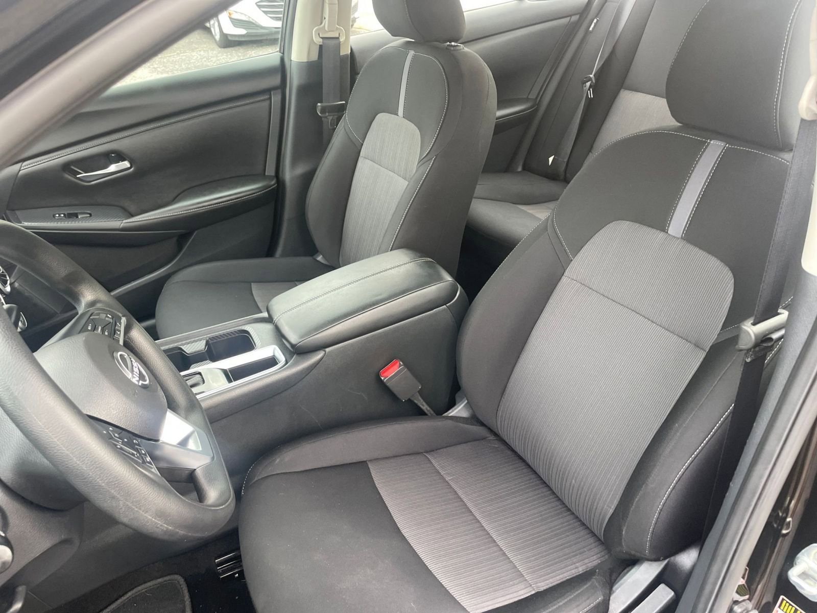 2024 Nissan Sentra SV 34