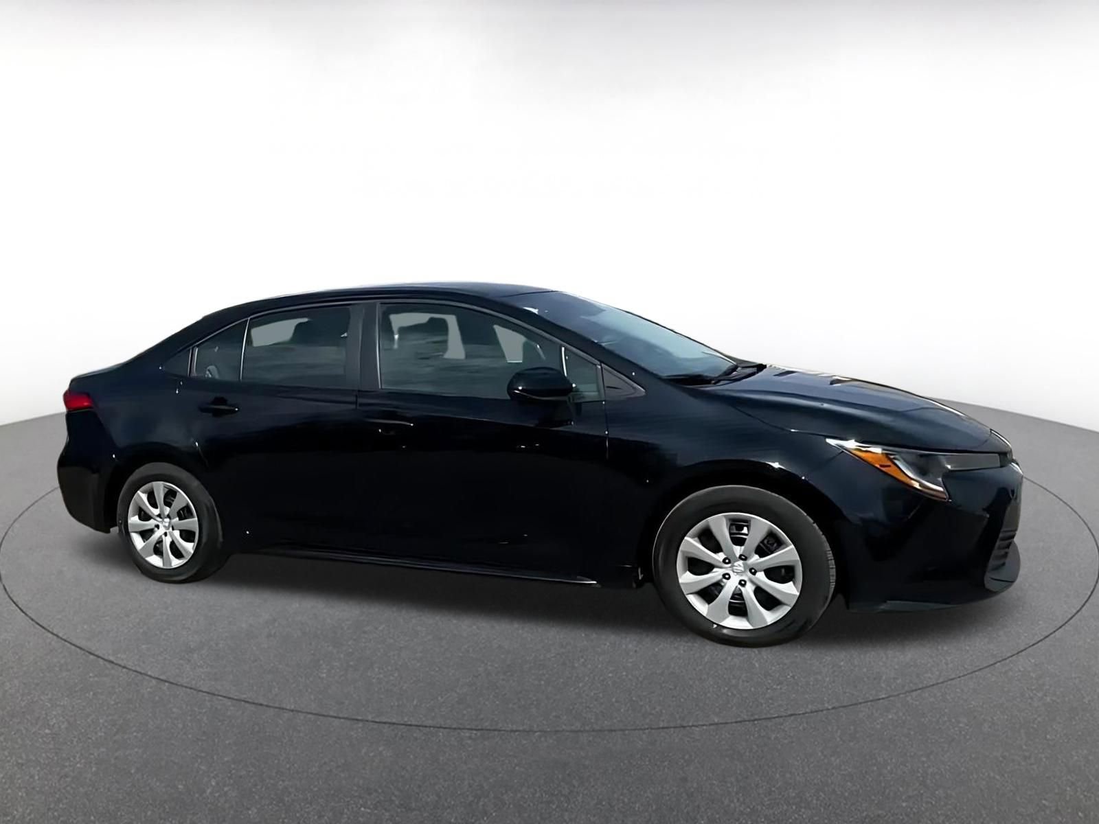 Thumbnail: 2025 Toyota Corolla - 15