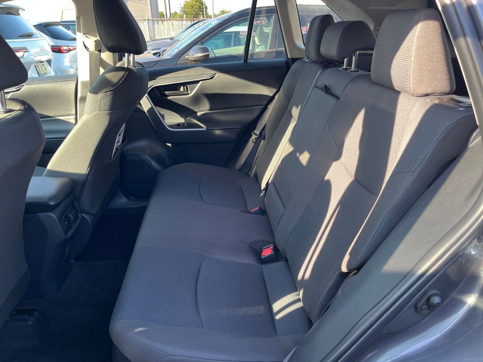 Thumbnail: 2025 Toyota RAV4 - 24