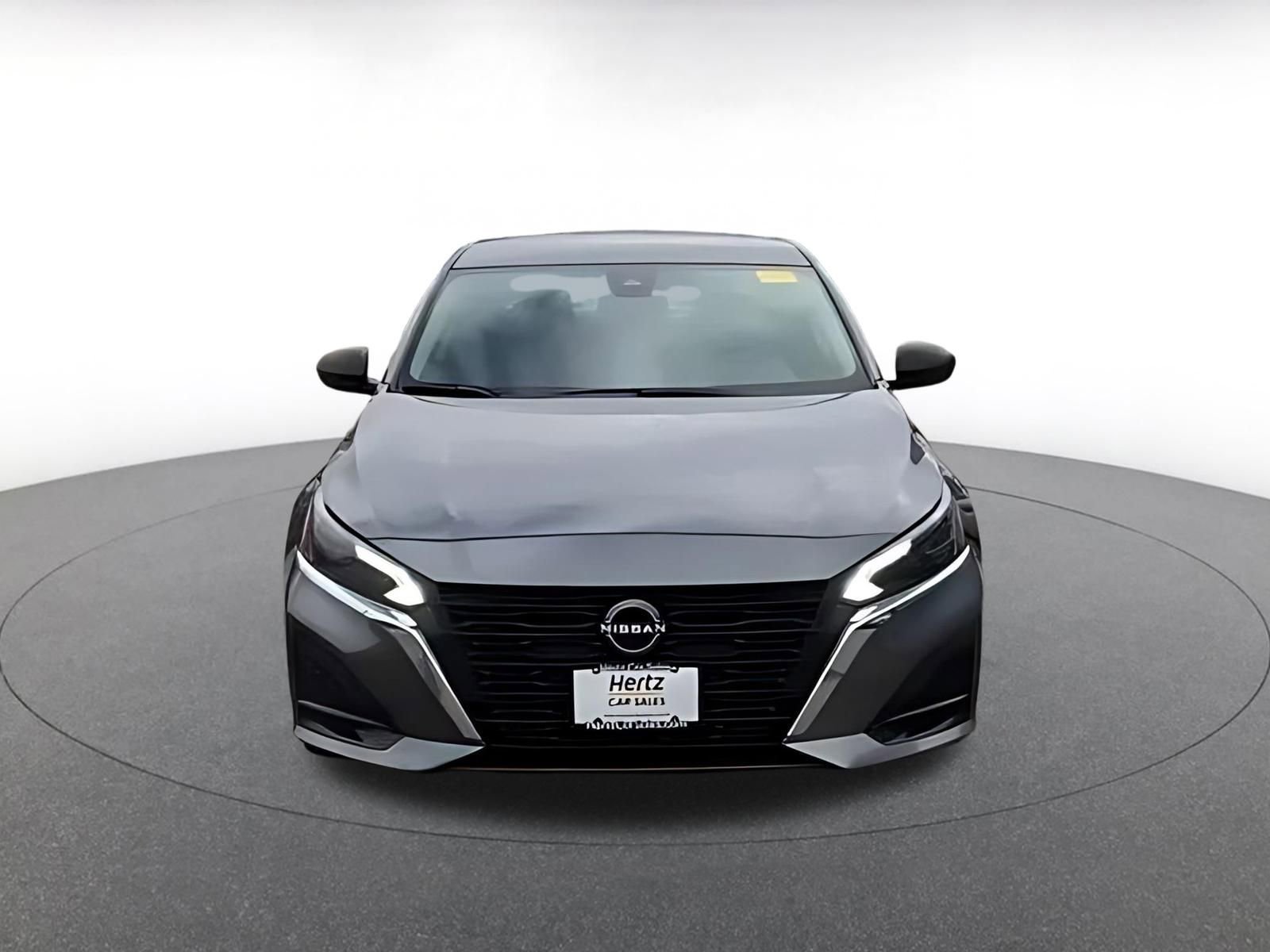 Thumbnail: 2025 Nissan Altima - 4