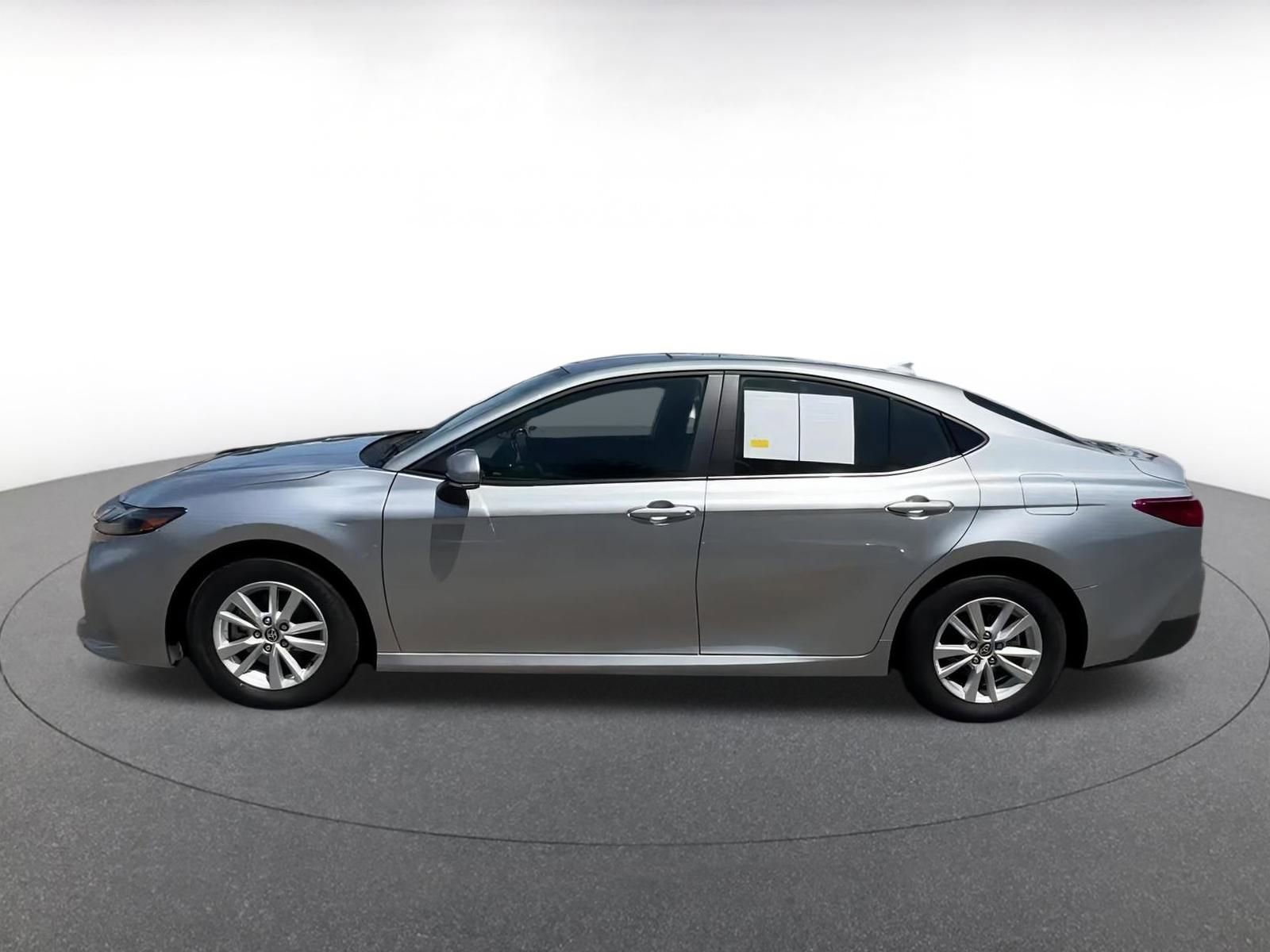 Thumbnail: 2025 Toyota Camry - 8