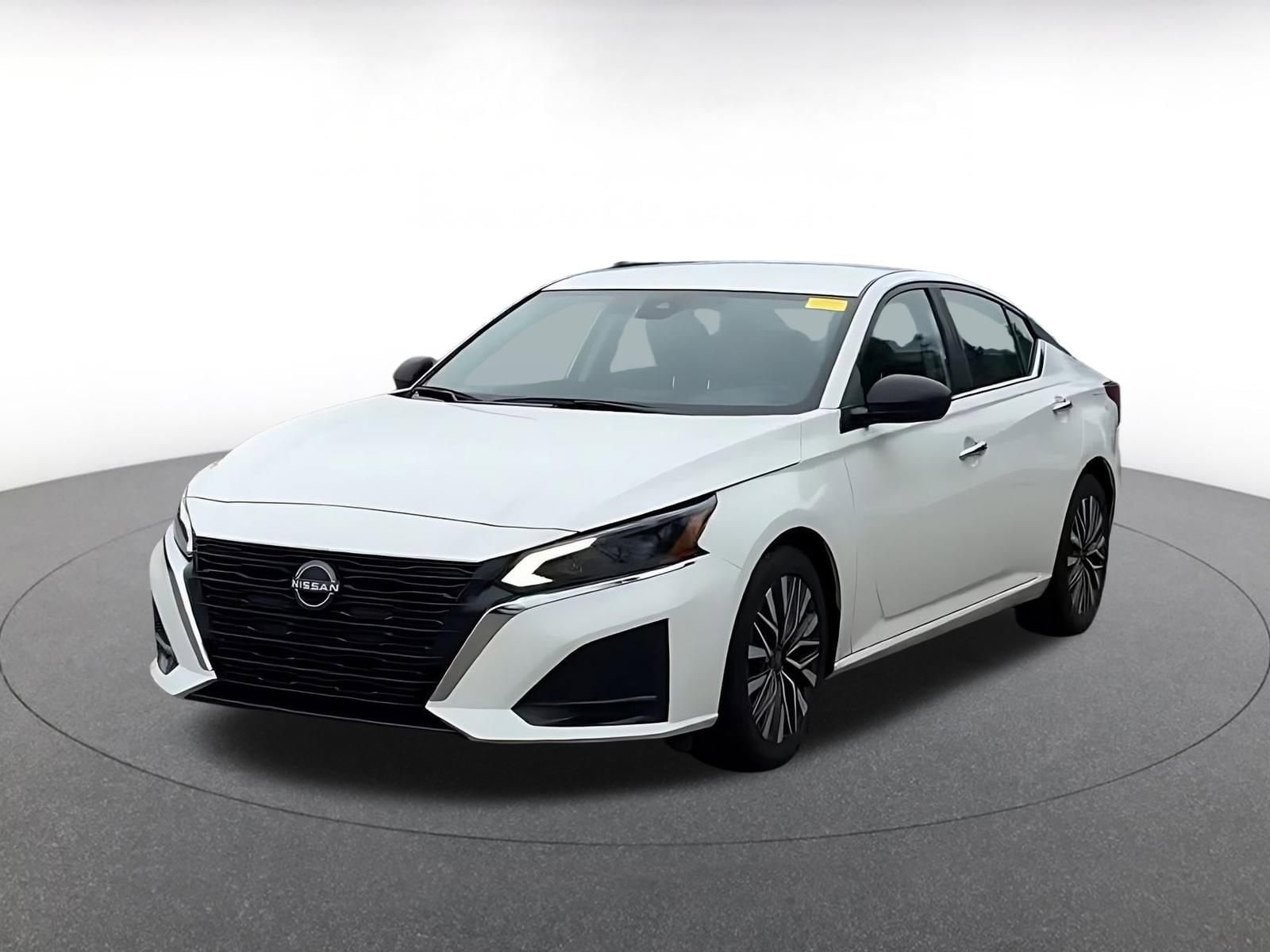 Thumbnail: 2025 Nissan Altima - 7