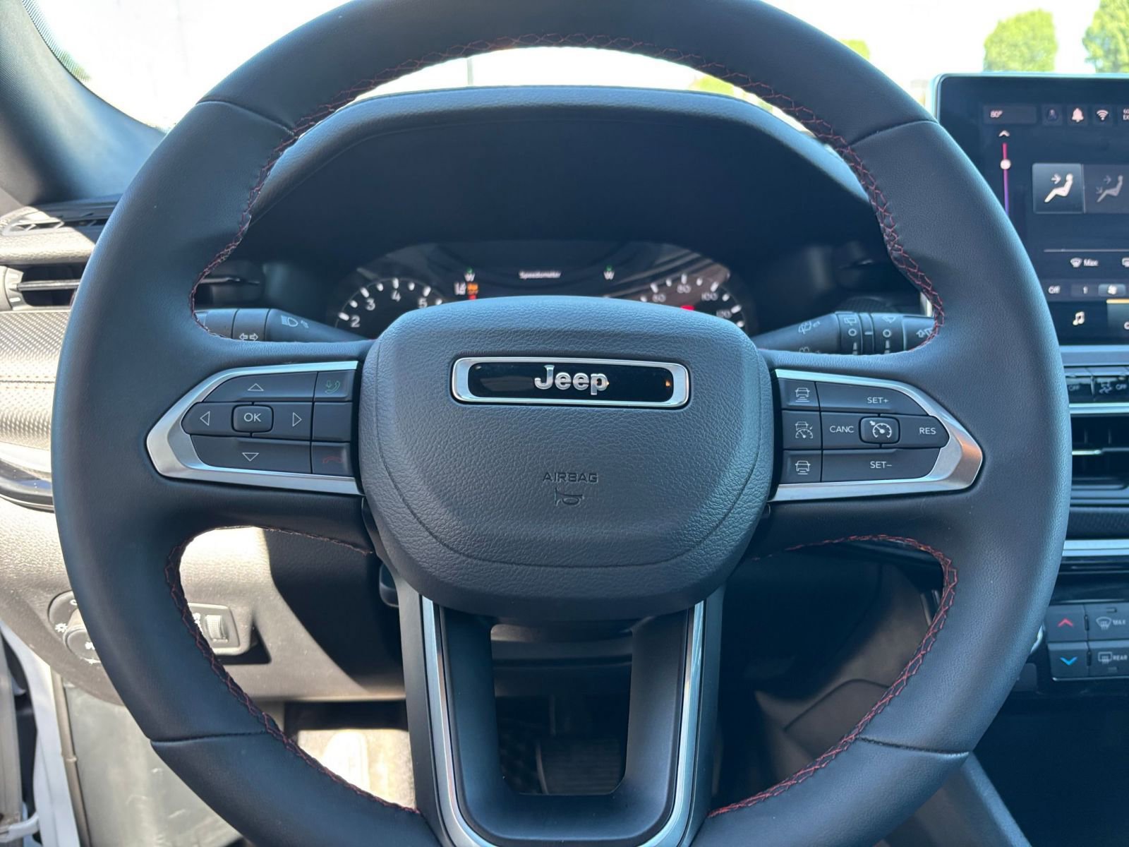Thumbnail: 2025 Jeep Compass - 27