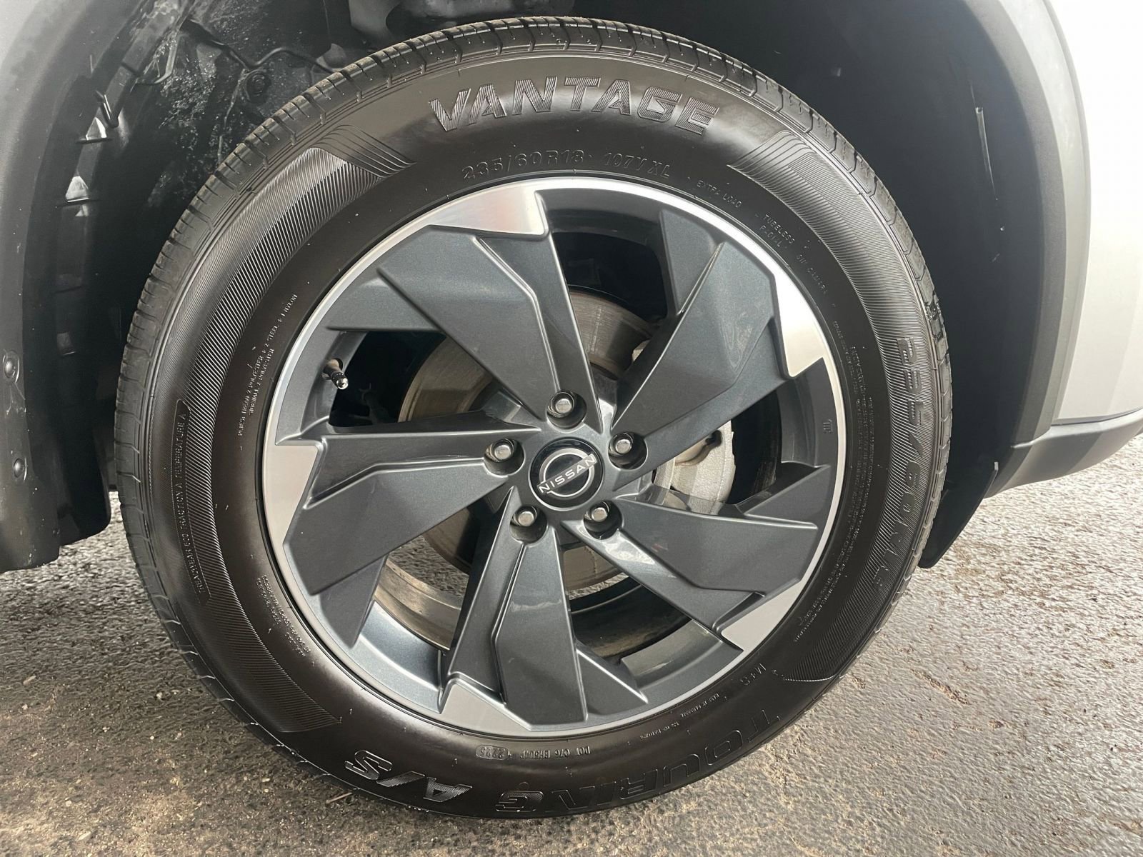 Thumbnail: 2025 Nissan Rogue - 32