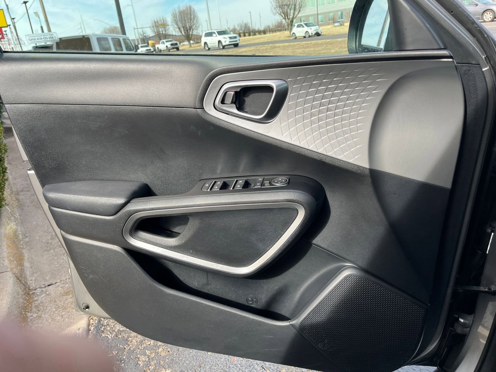 Thumbnail: 2025 Kia Soul - 18