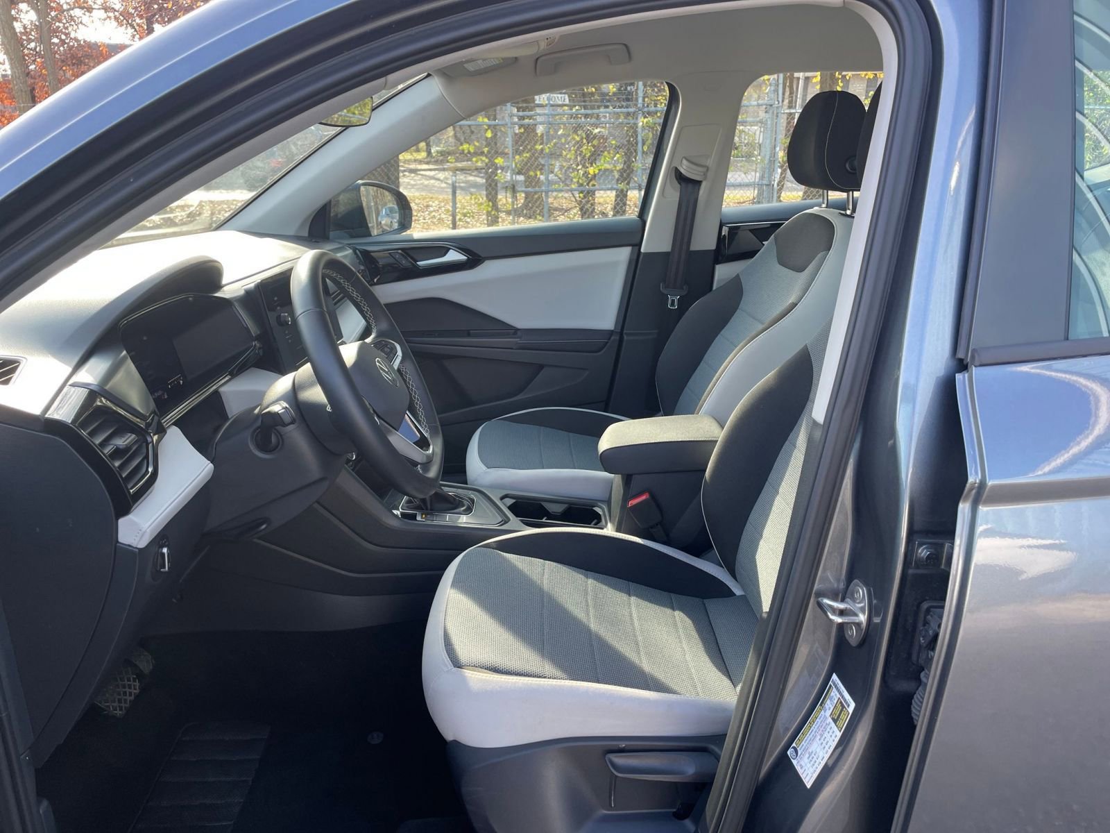 Thumbnail: 2025 Volkswagen Taos - 24