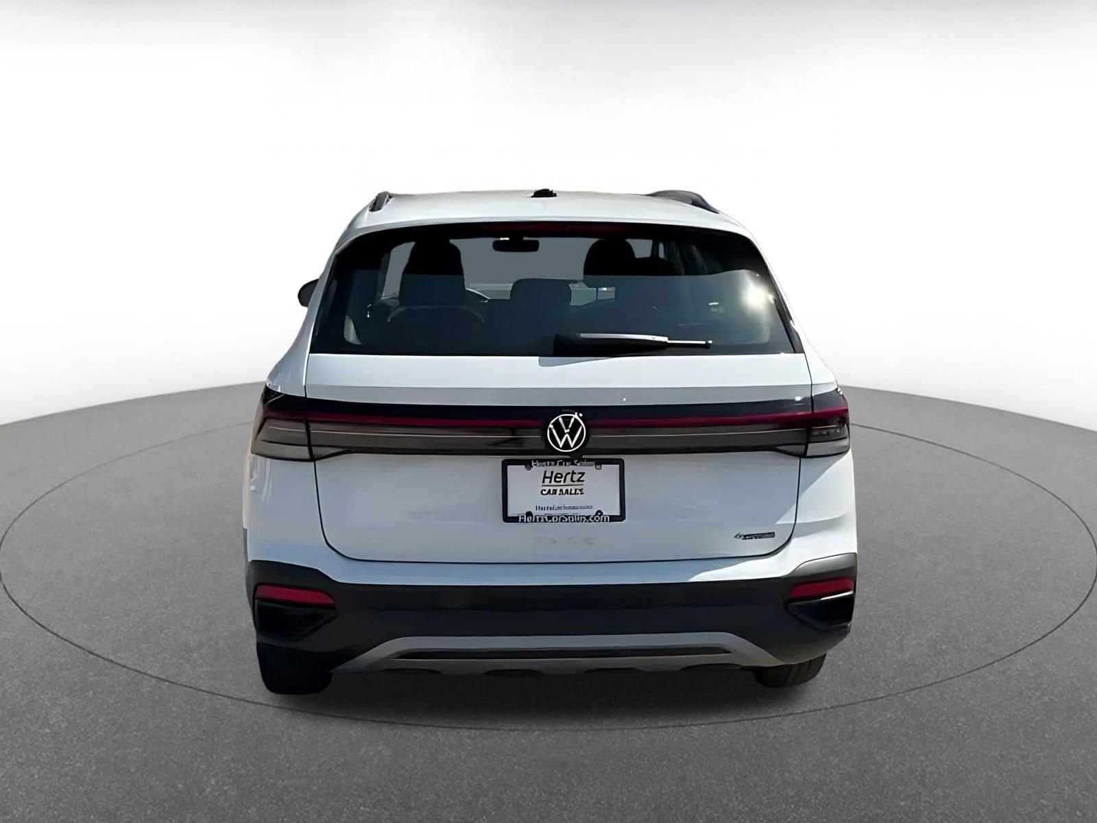 Thumbnail: 2026 Volkswagen Taos - 12