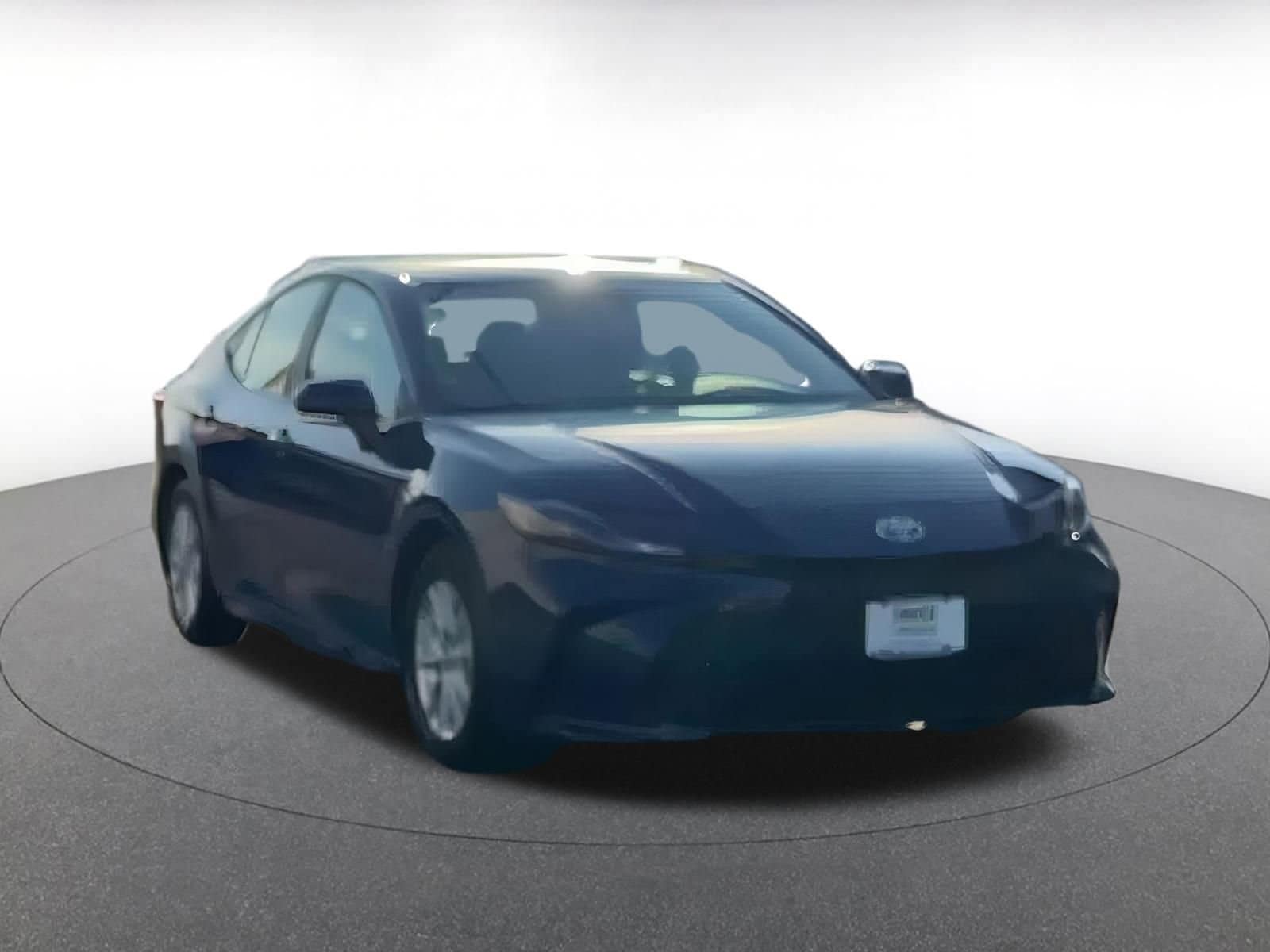 Thumbnail: 2025 Toyota Camry - 3