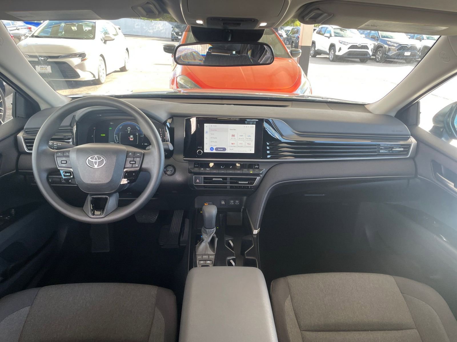 Thumbnail: 2025 Toyota Camry - 32