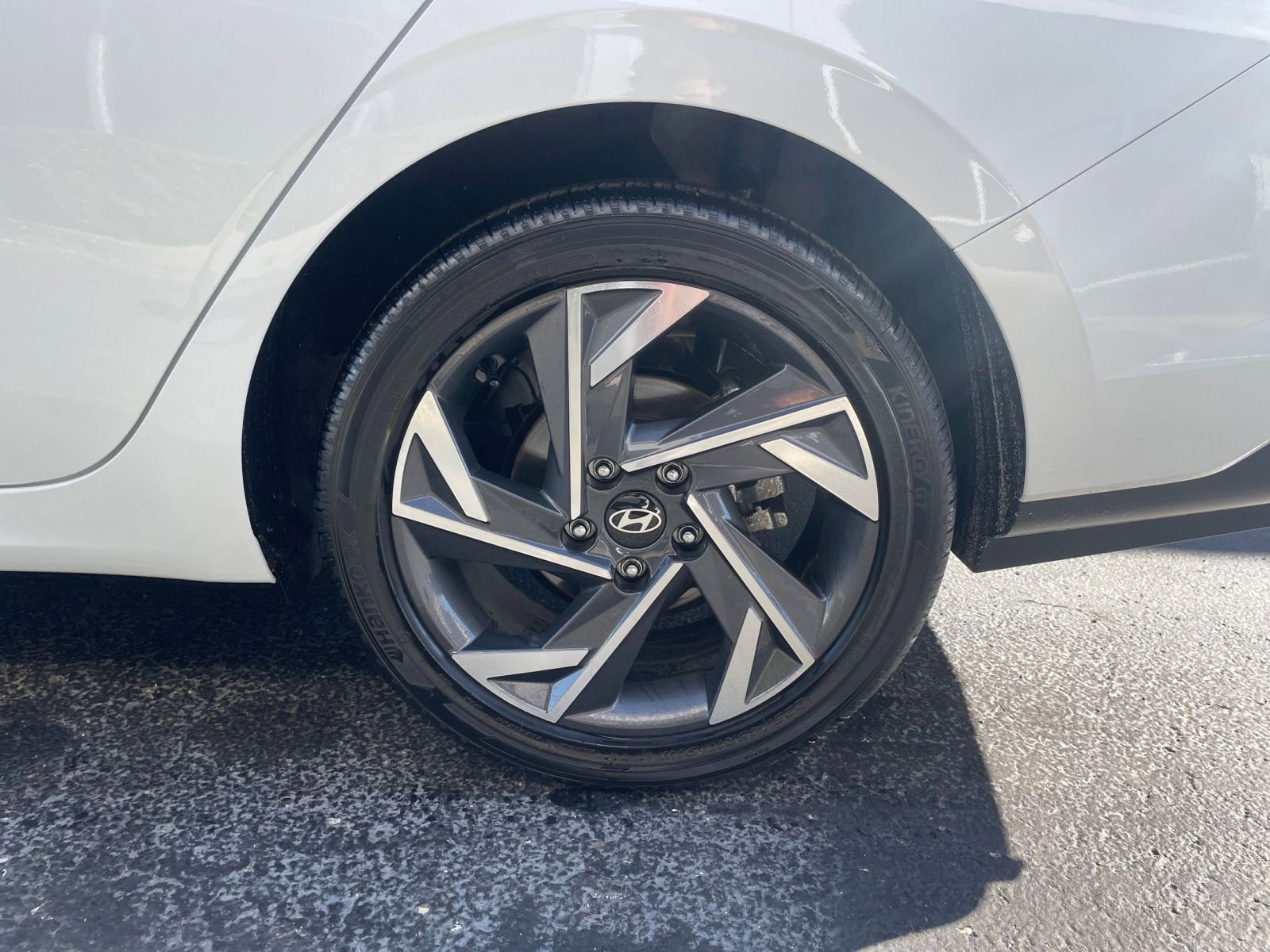 Thumbnail: 2025 Hyundai Elantra - 29