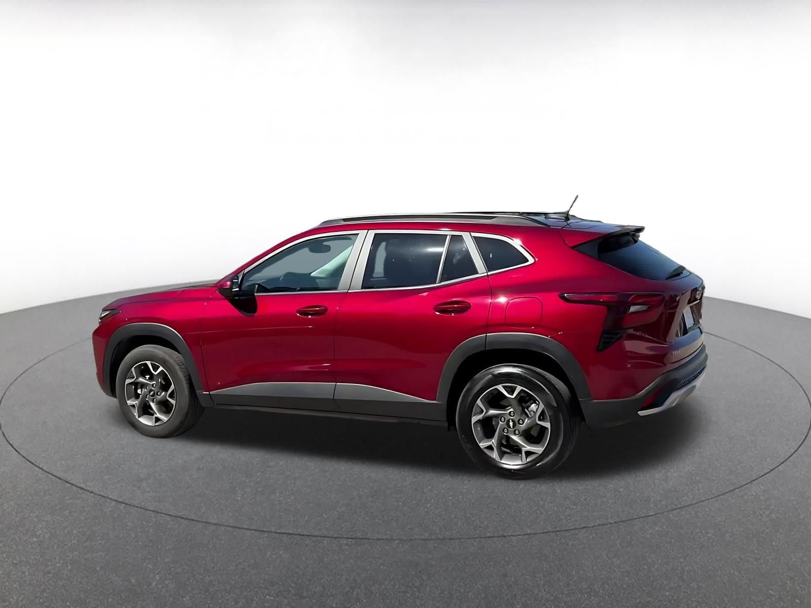 Thumbnail: 2025 Chevrolet Trax - 10