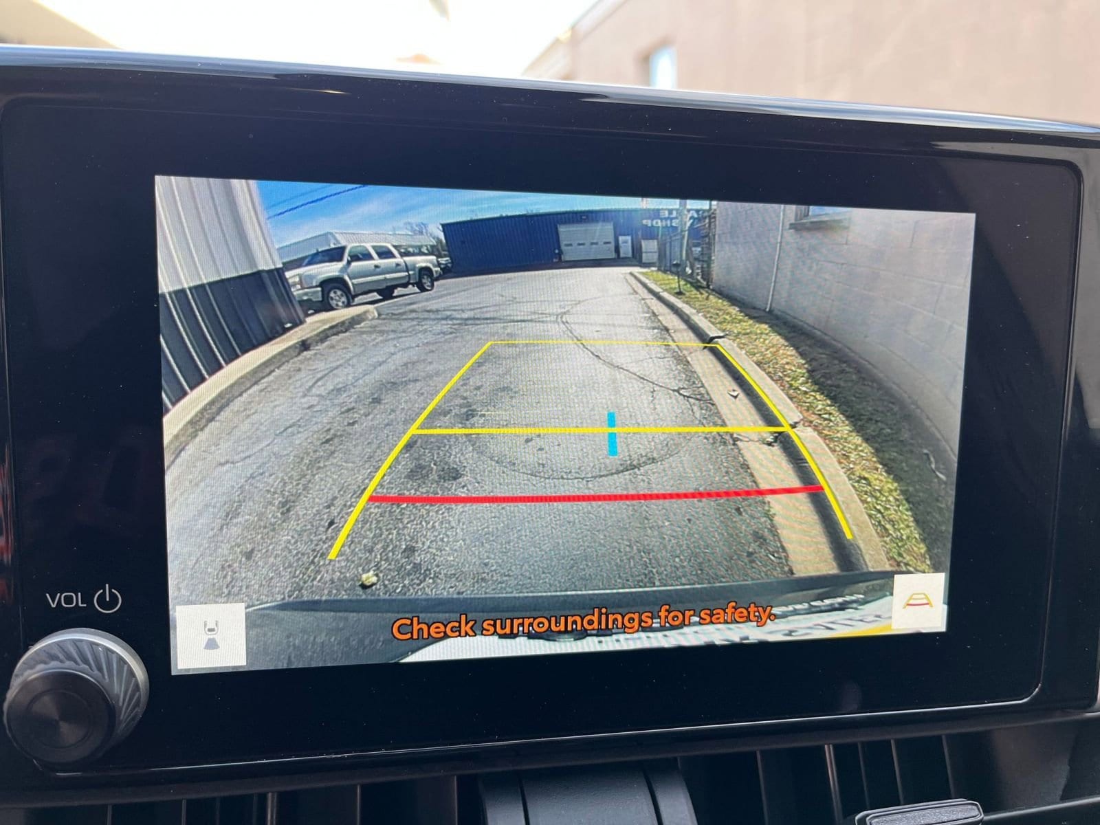 Thumbnail: 2025 Toyota RAV4 - 17