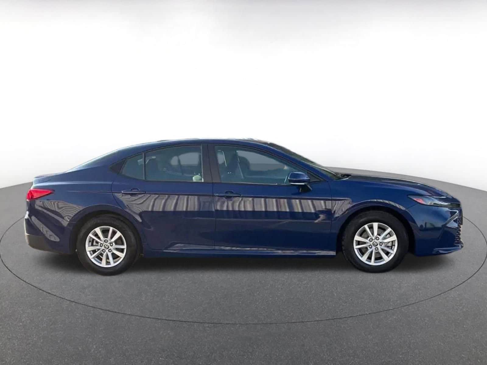 Thumbnail: 2025 Toyota Camry - 16