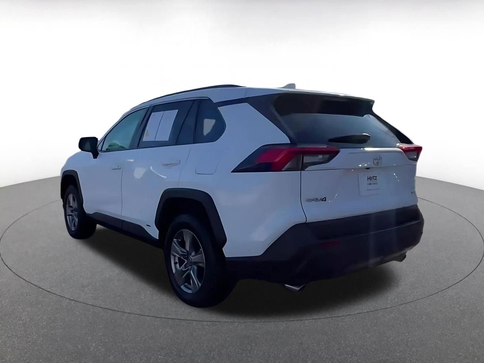 Thumbnail: 2025 Toyota RAV4 - 9