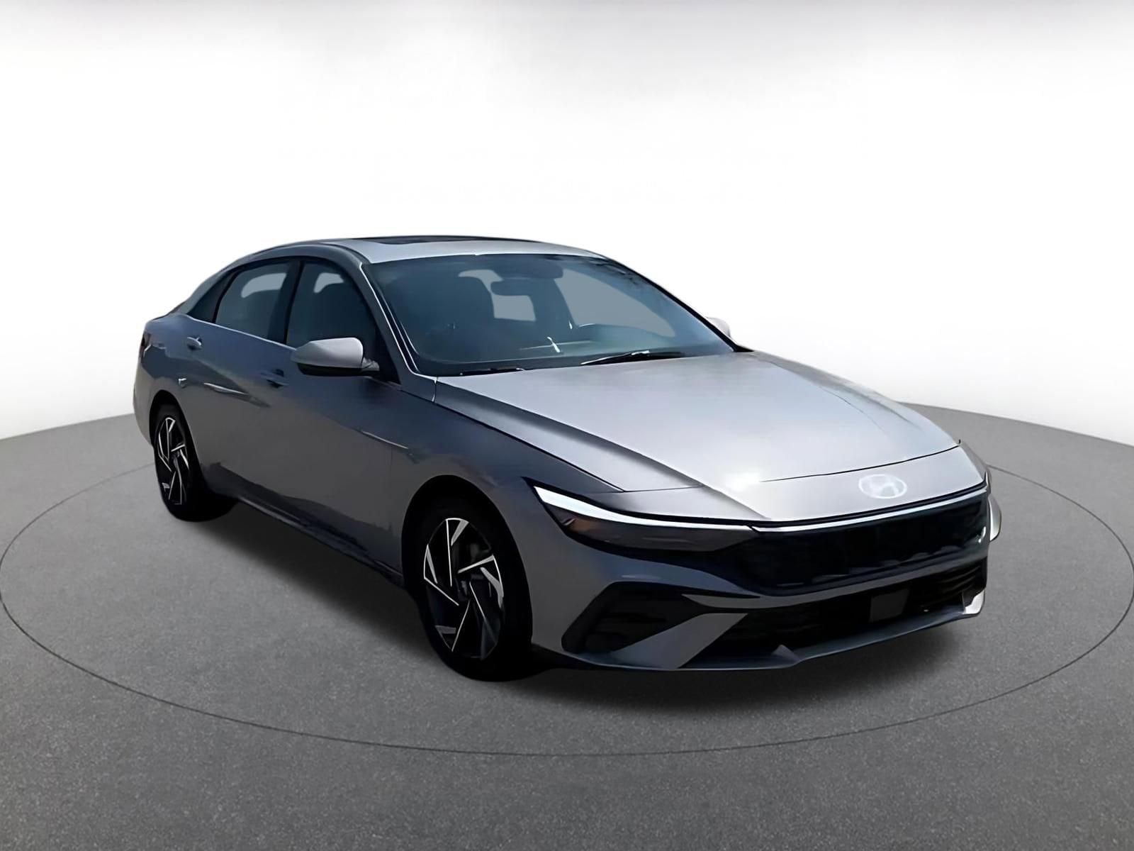 Thumbnail: 2025 Hyundai Elantra - 3