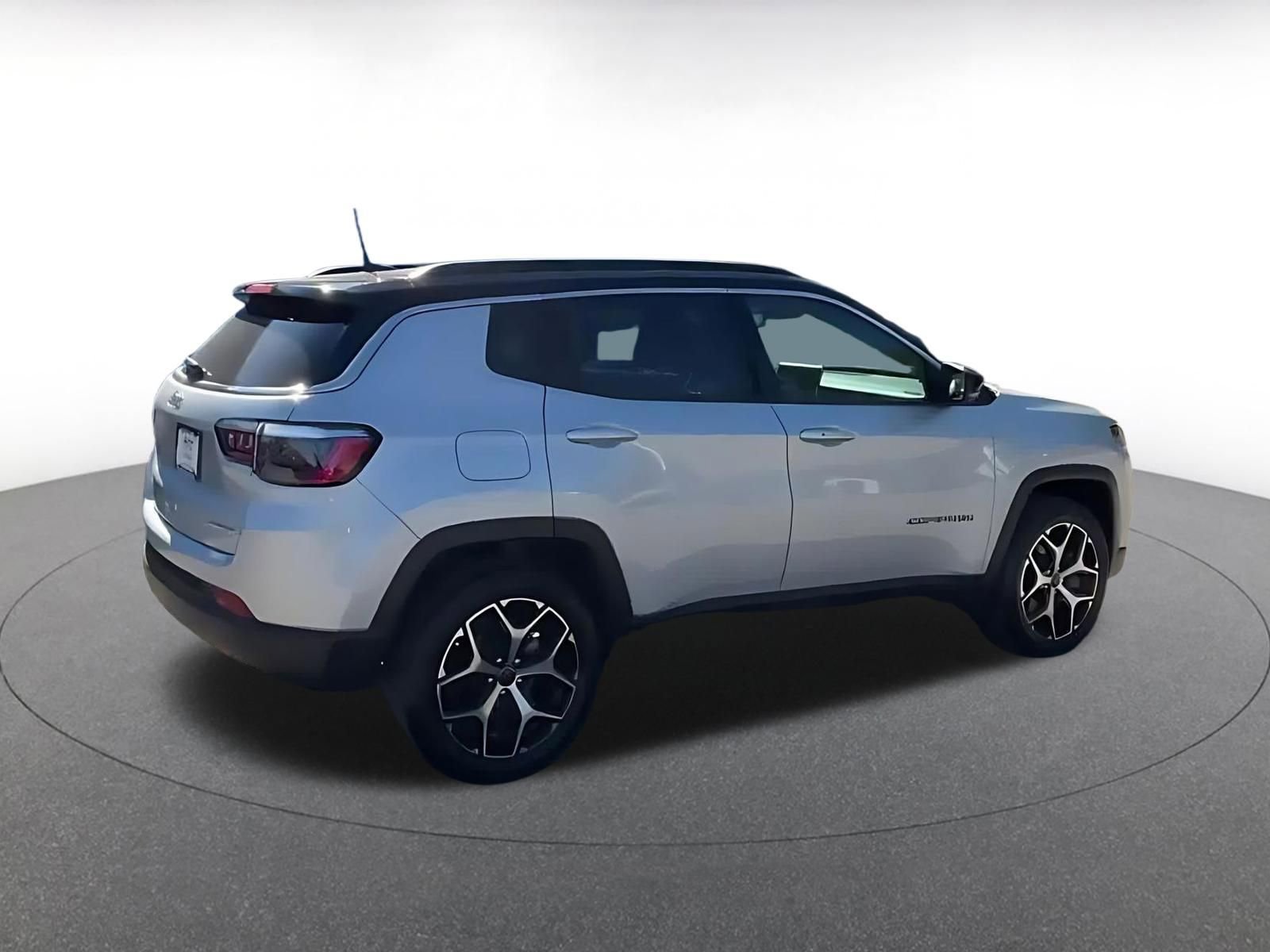 Thumbnail: 2025 Jeep Compass - 14