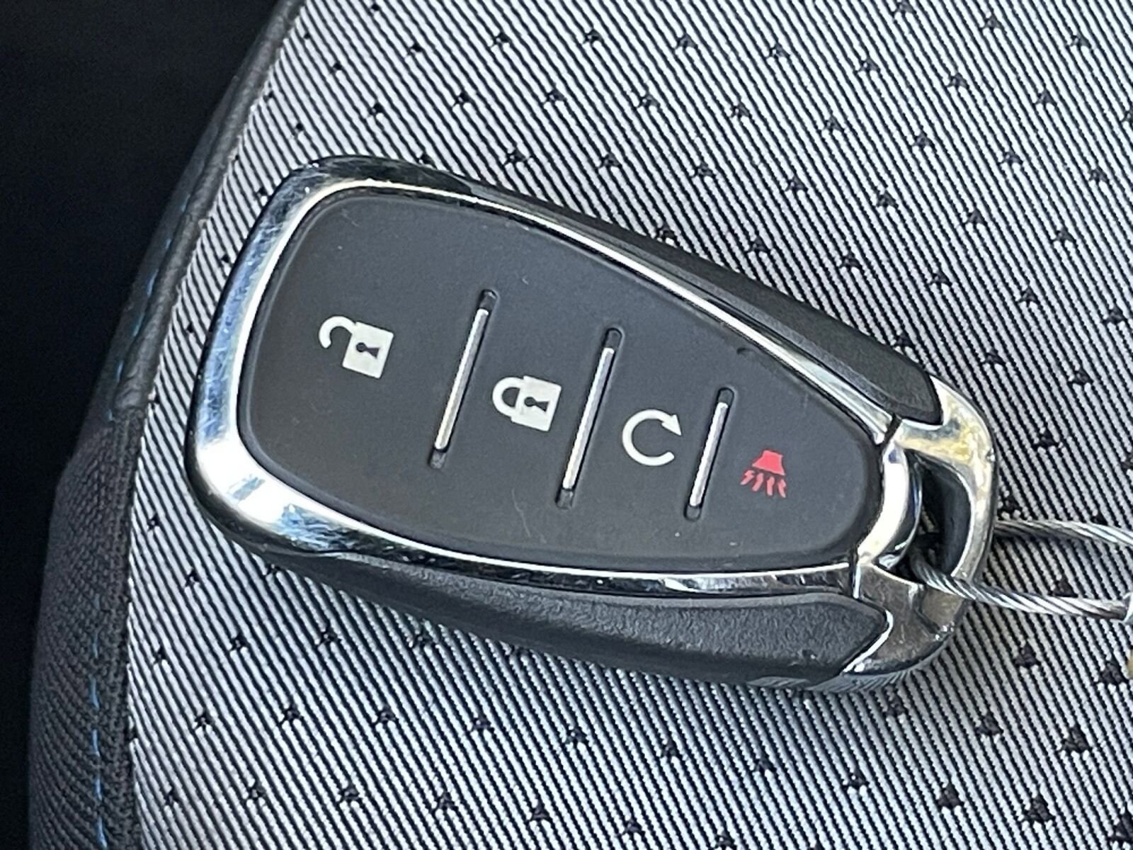 Thumbnail: 2025 Chevrolet Trax - 21